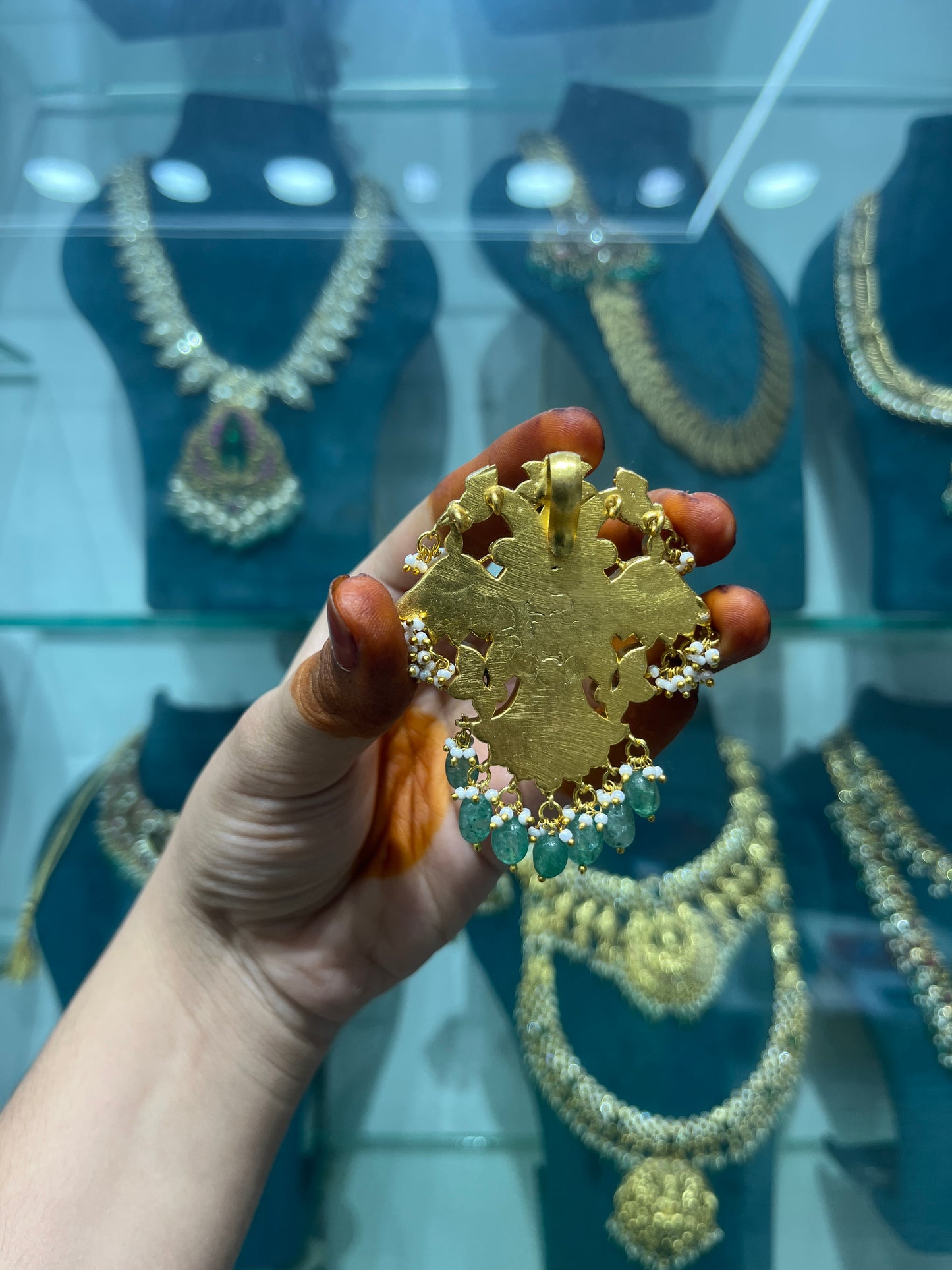 Kundan locket