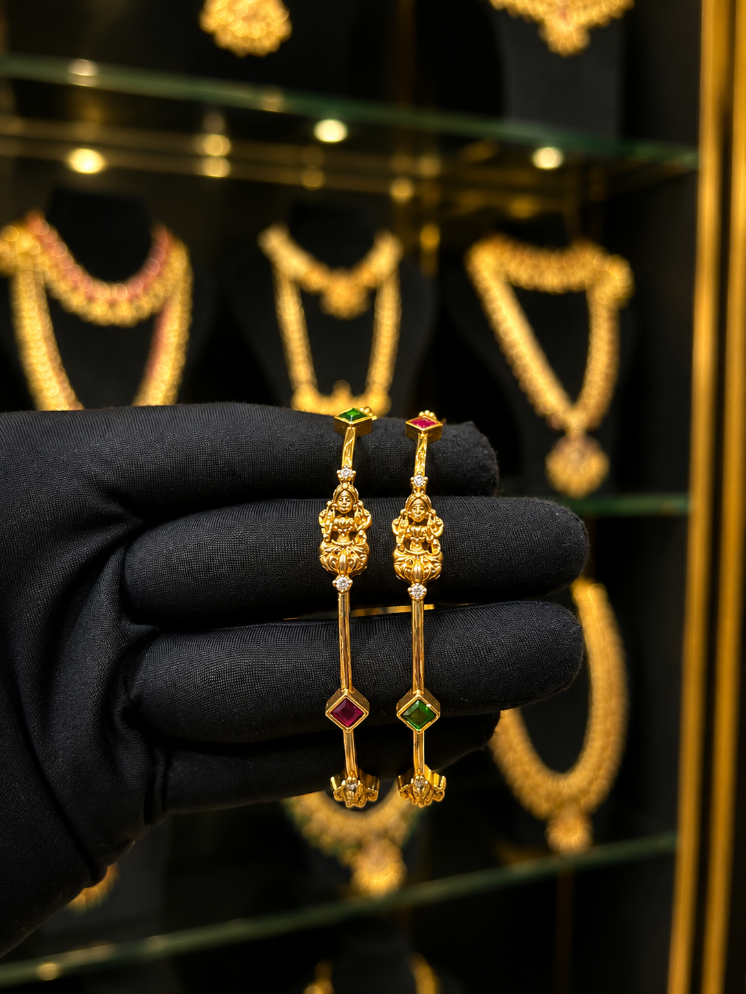 Nagshi bangle