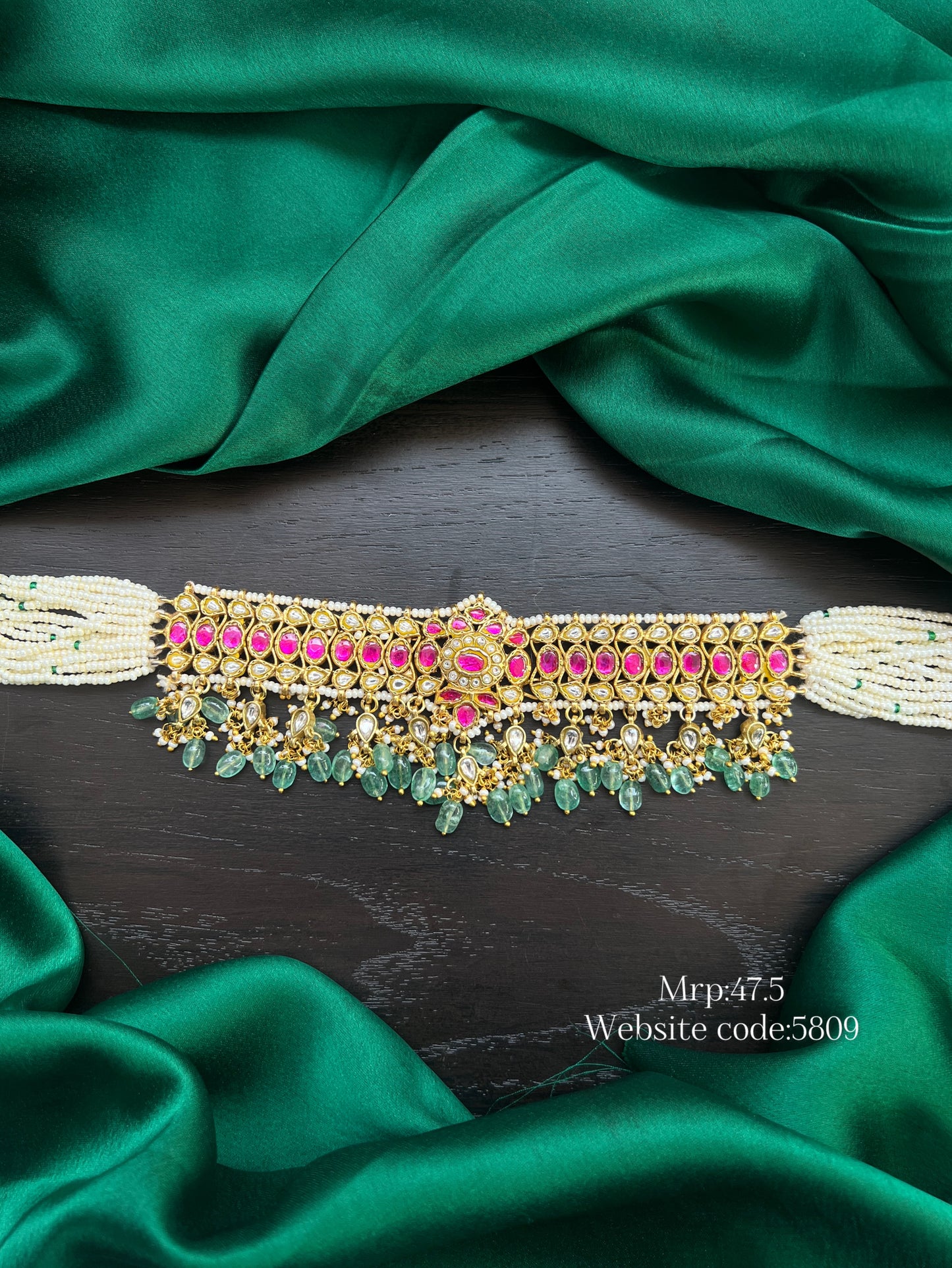 Kundan choker