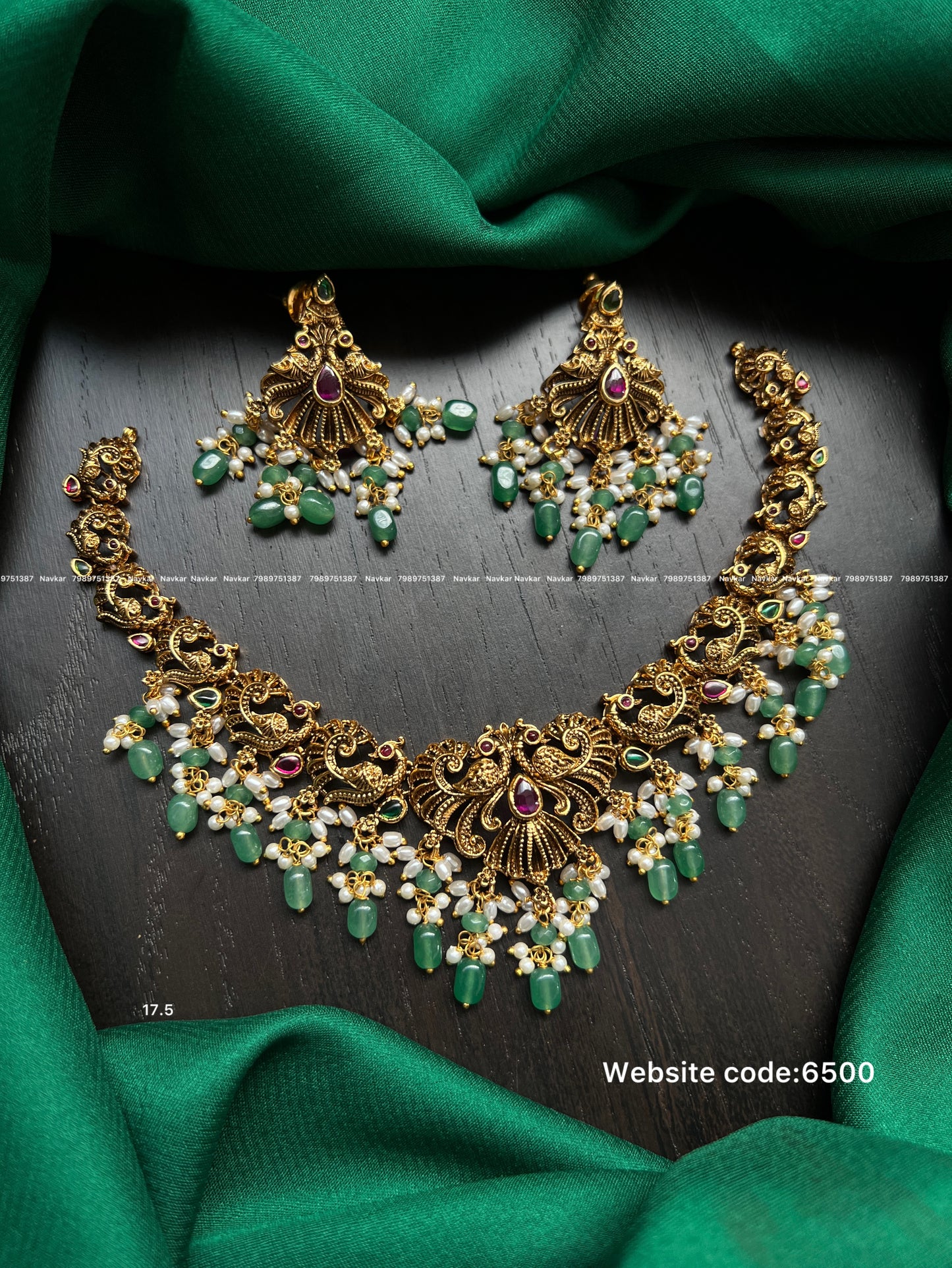 Matt necklace