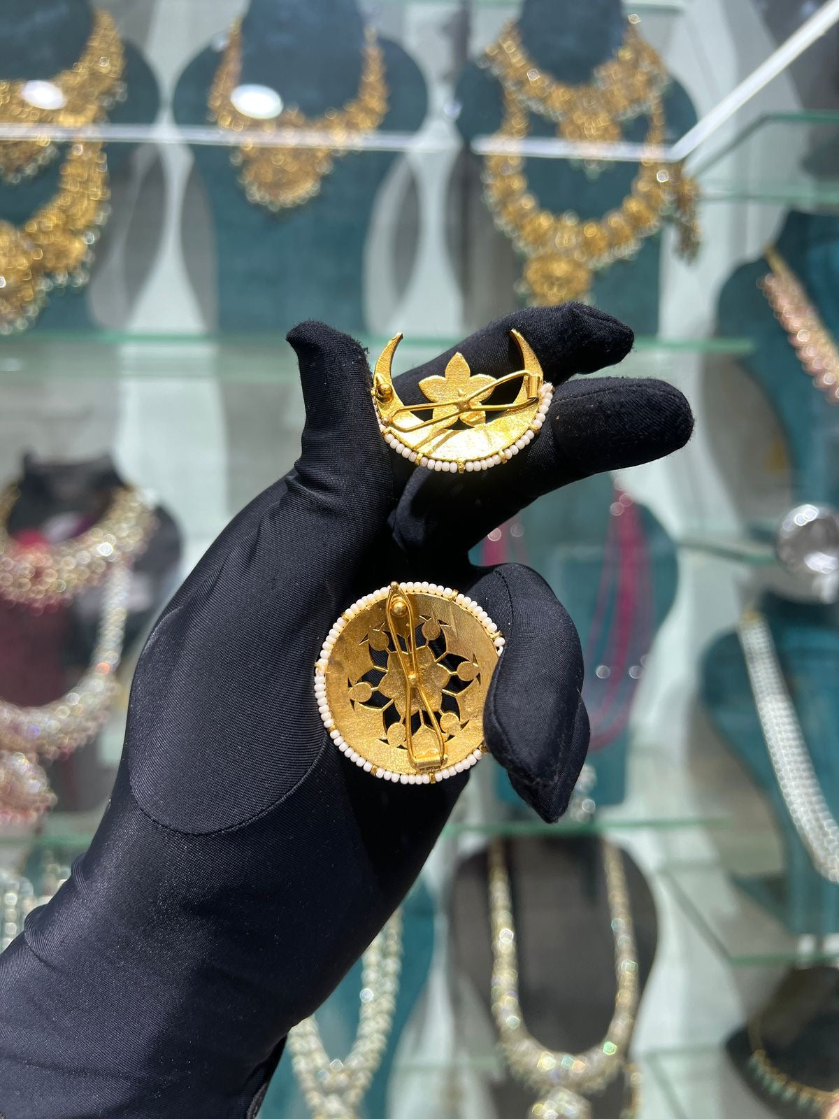Kundan sun moon