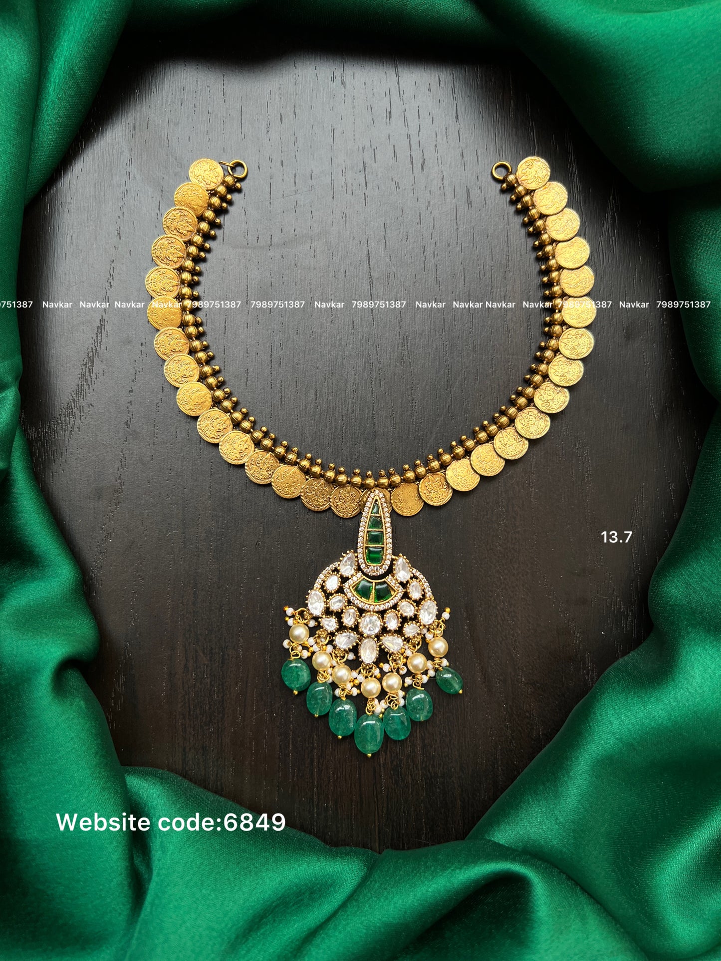 Kundan Nagshi necklace