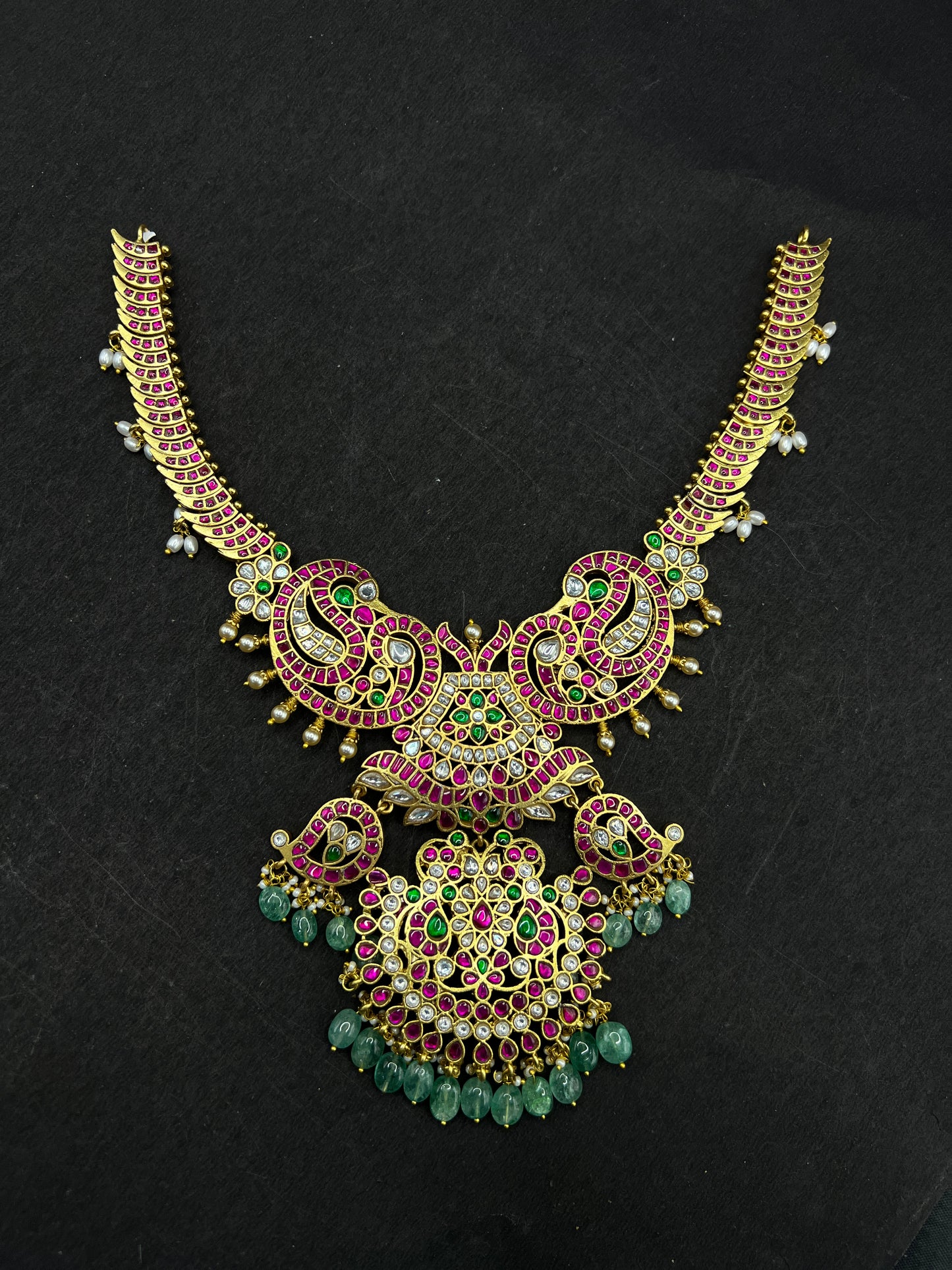 Kundan necklace
