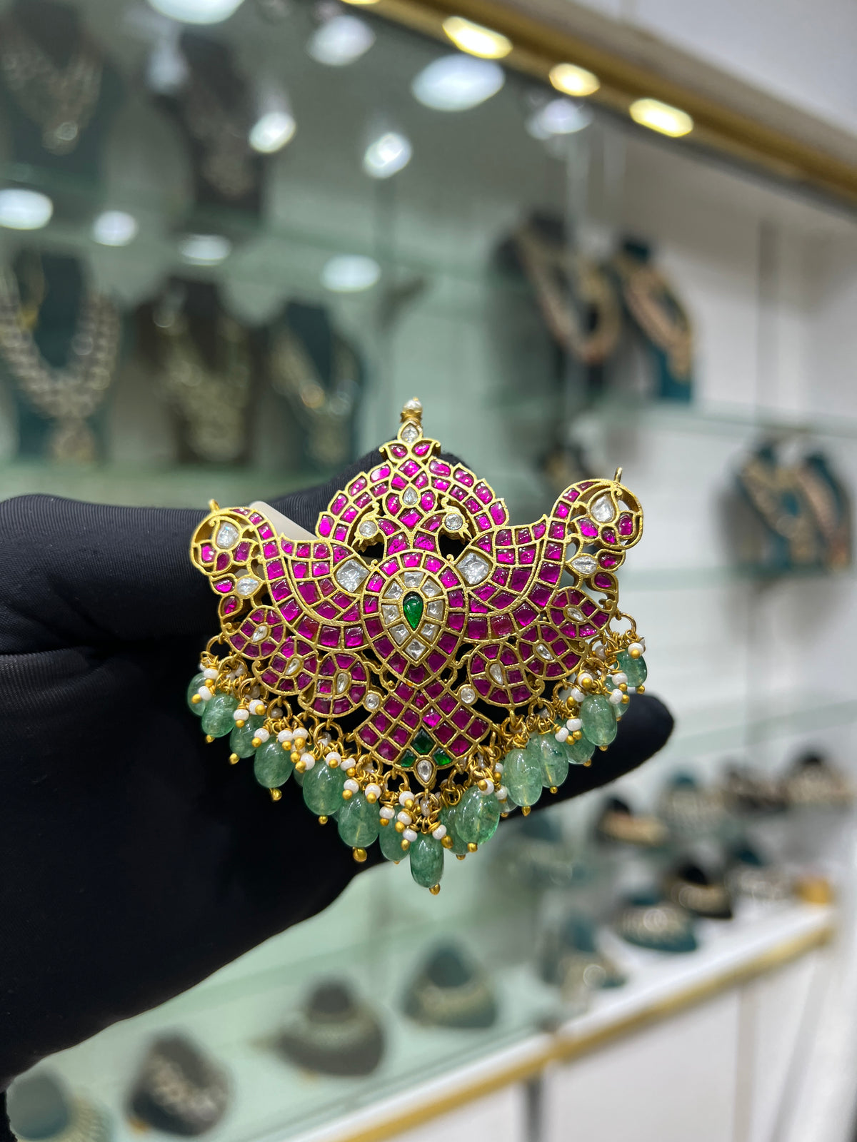 Kundan locket