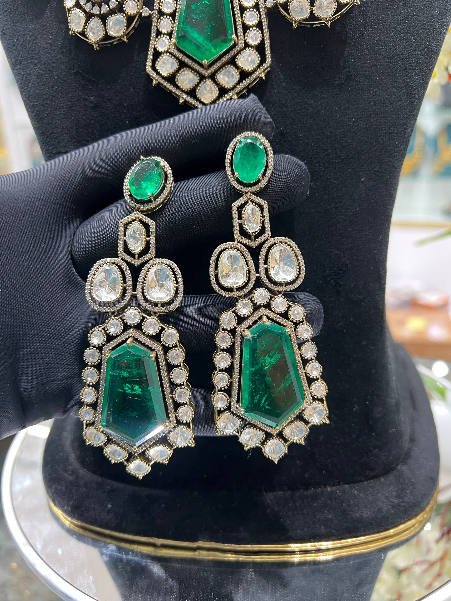 MOSSONITE NECKLACE