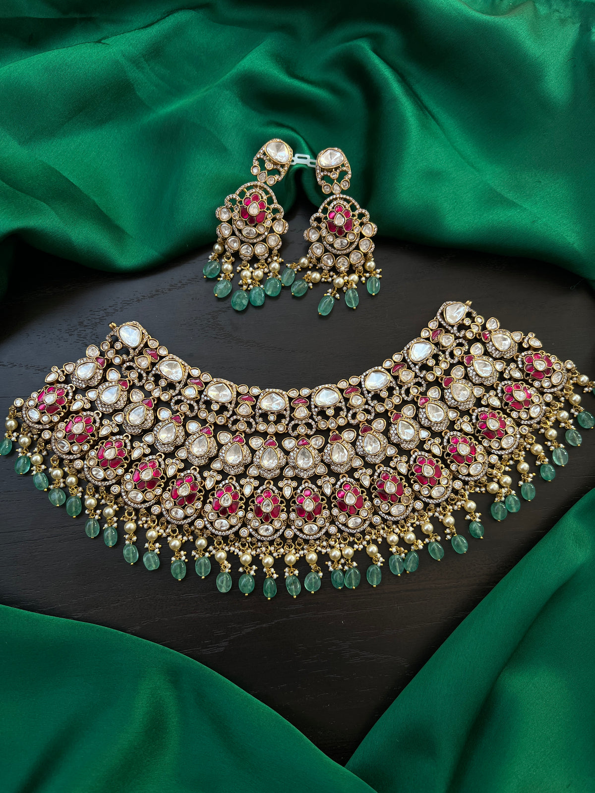 Mossonite choker