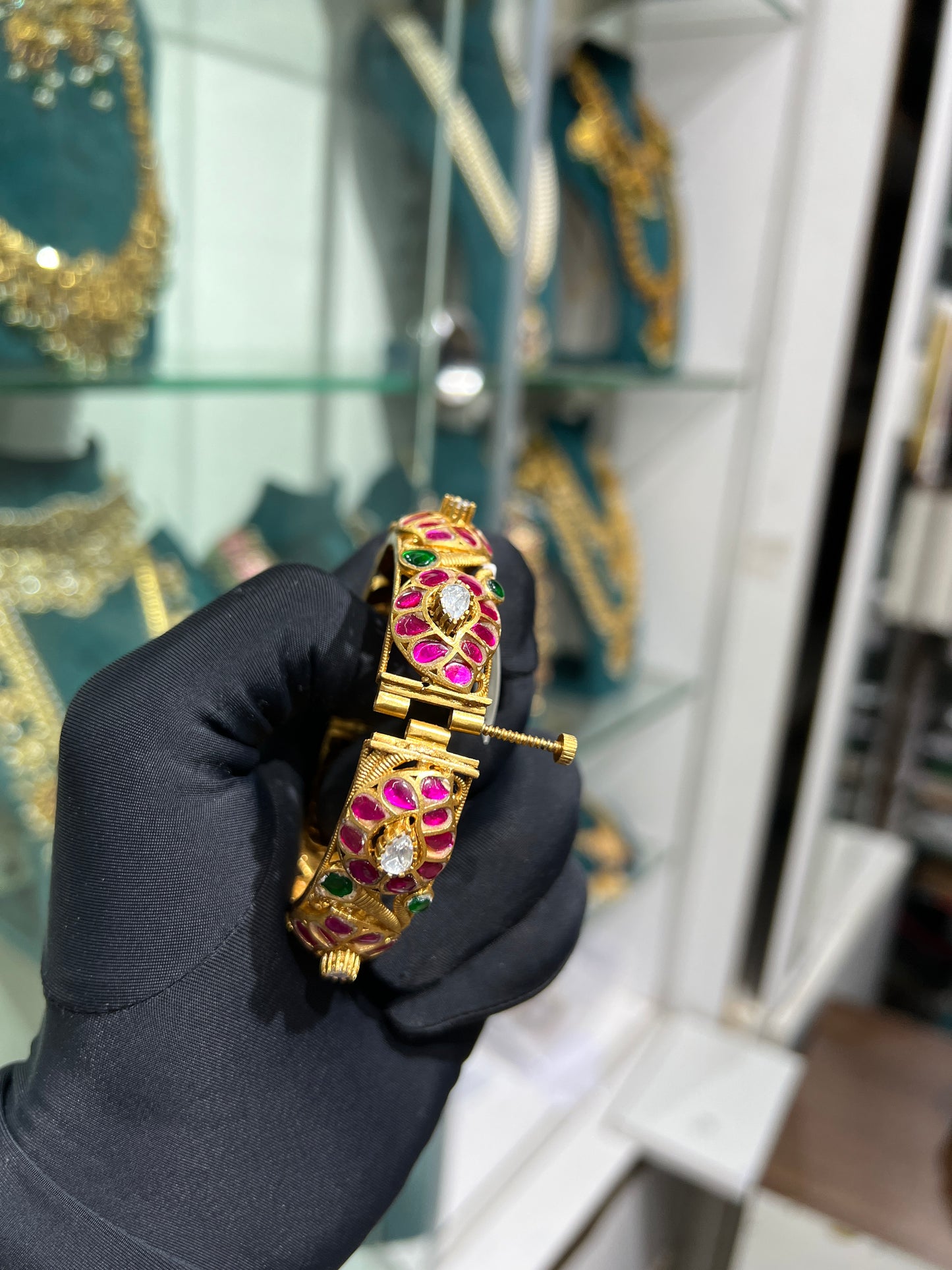 Kundan bangle