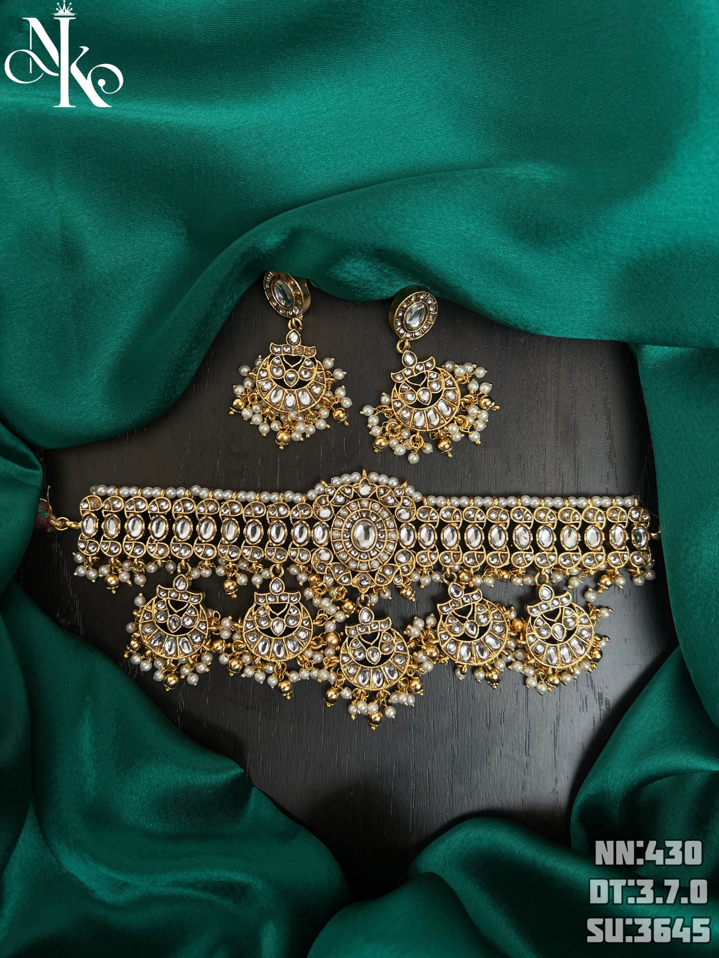 Kundan pota stone choker