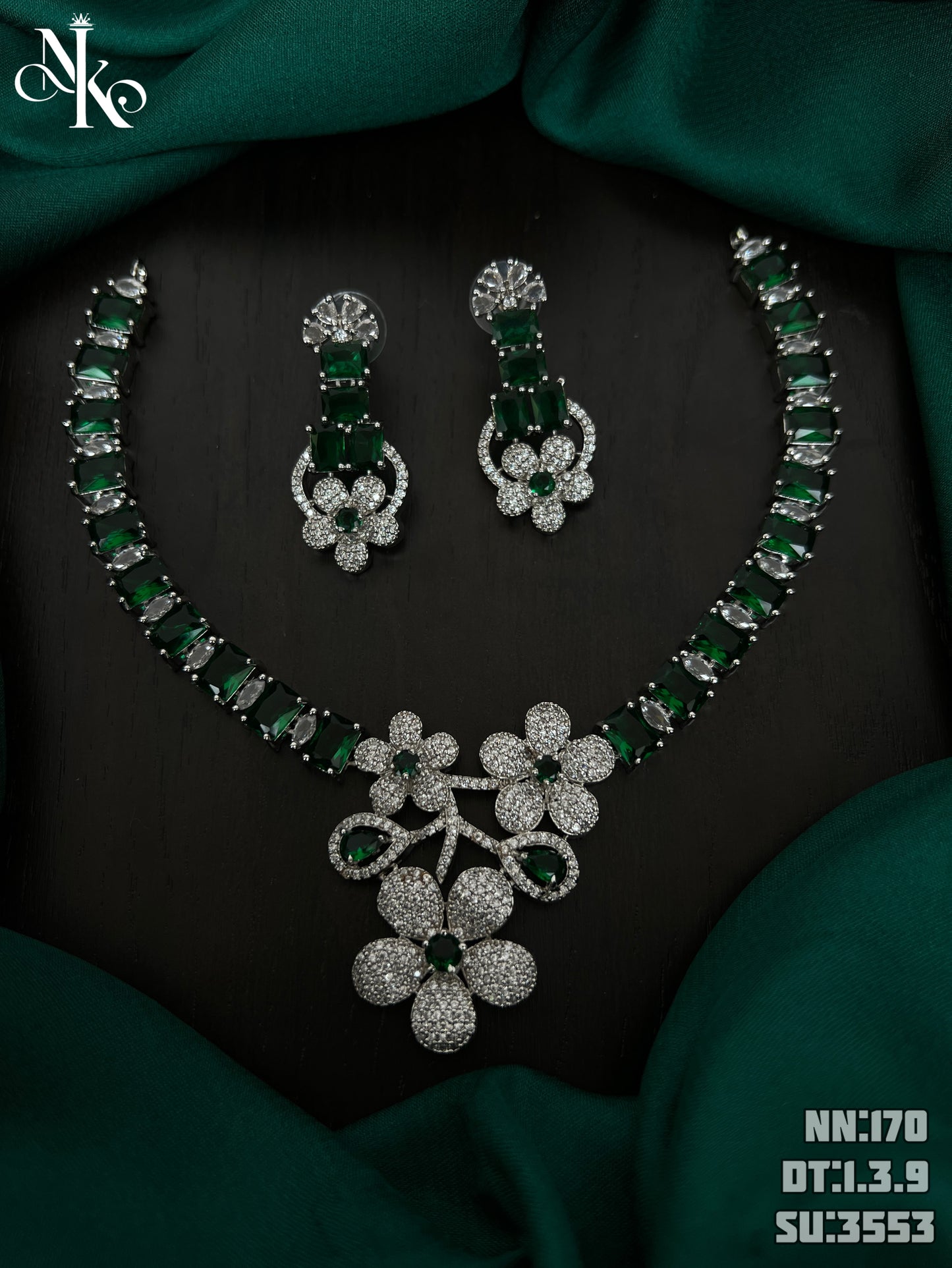 Victoria necklace