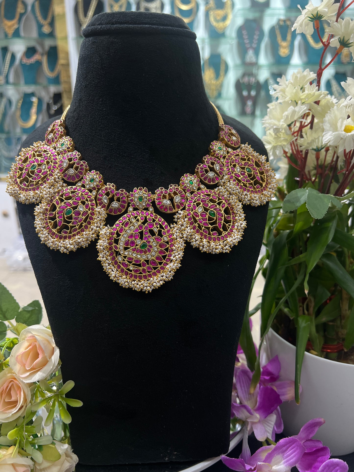 Kundan necklace