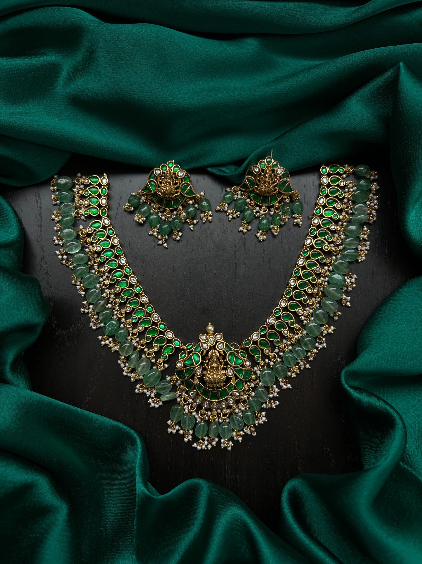 Kundan necklace