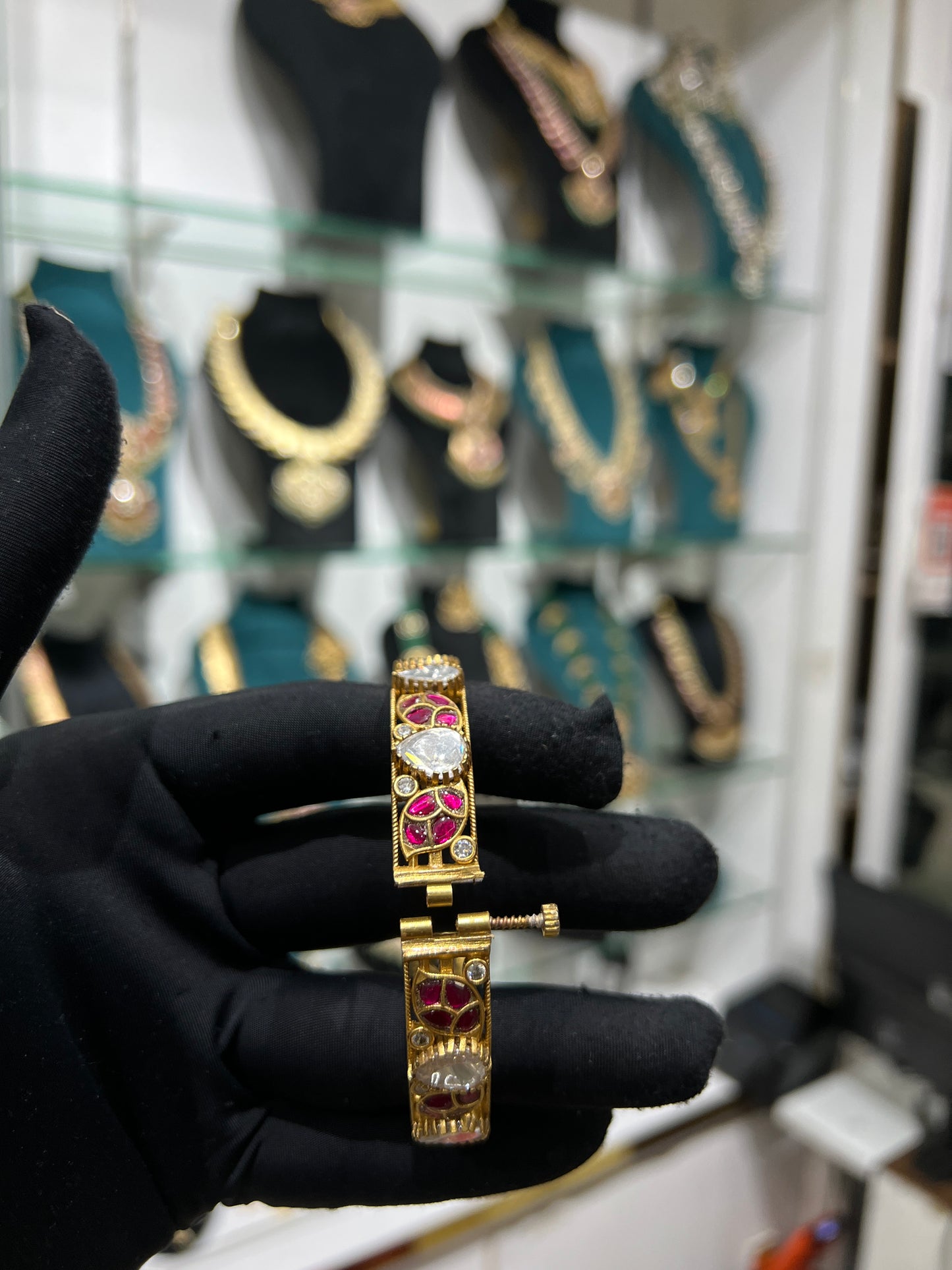 Kundan Kada singleb angles