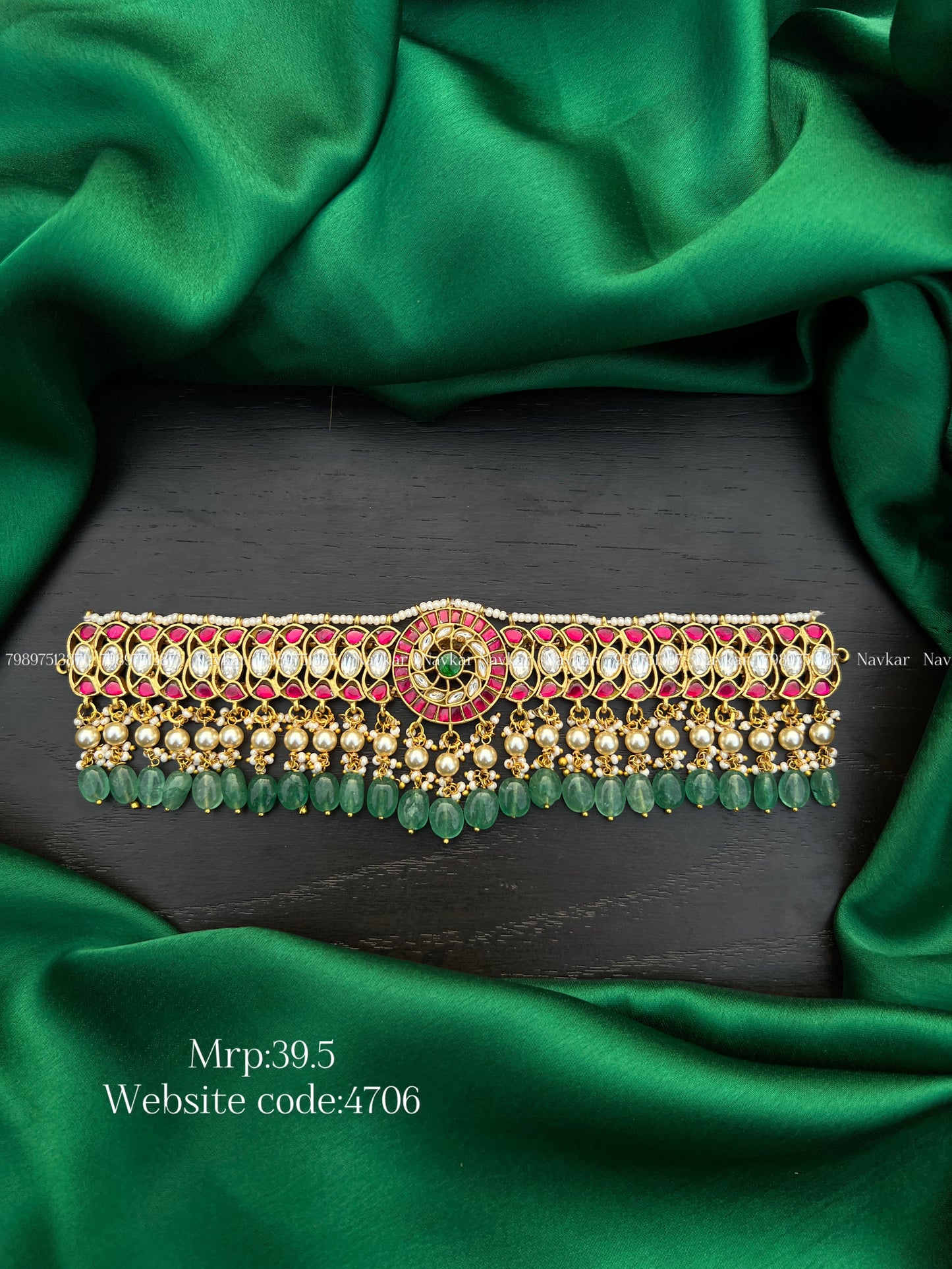 Kundan choker