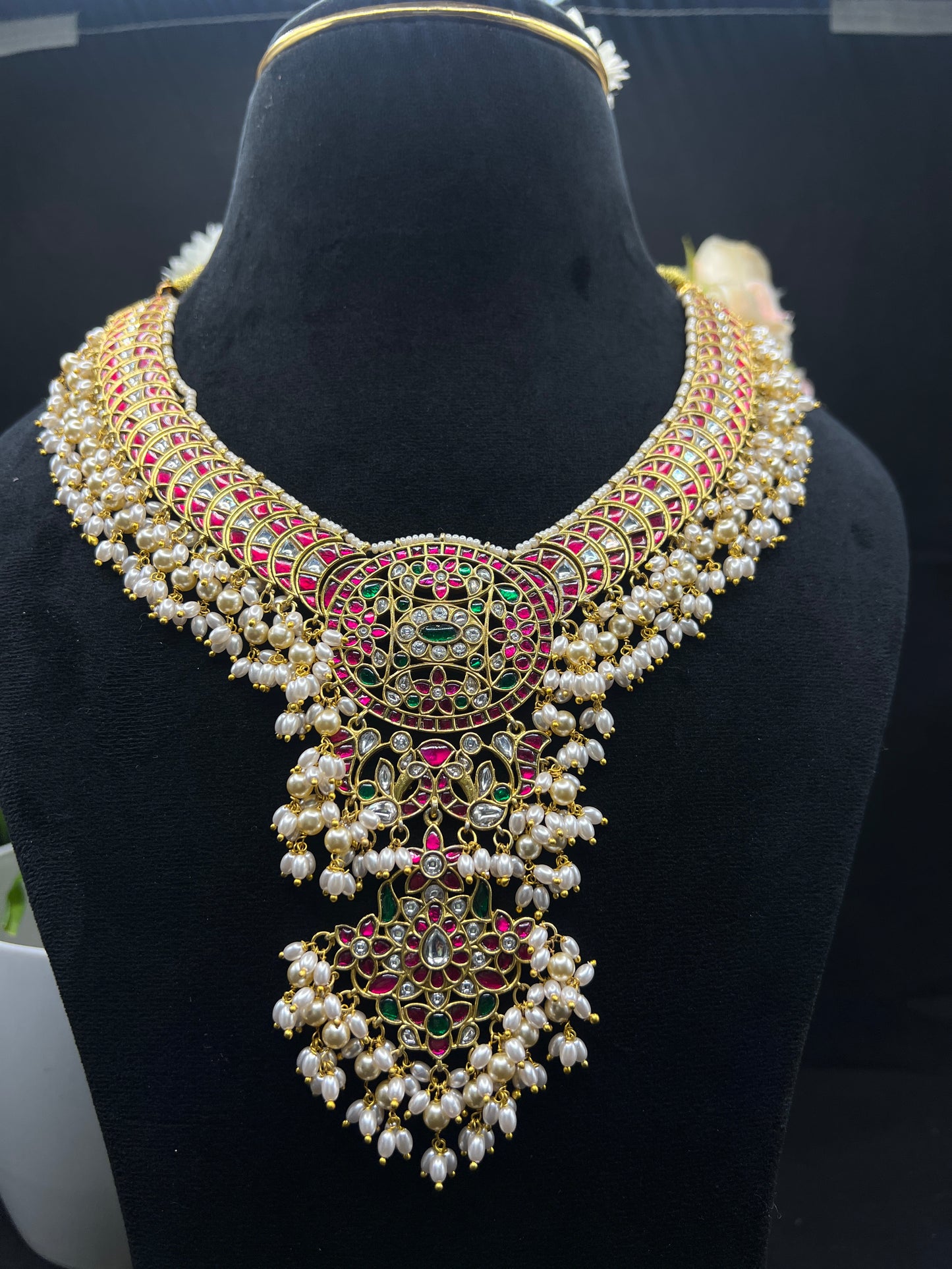 Kundan necklace