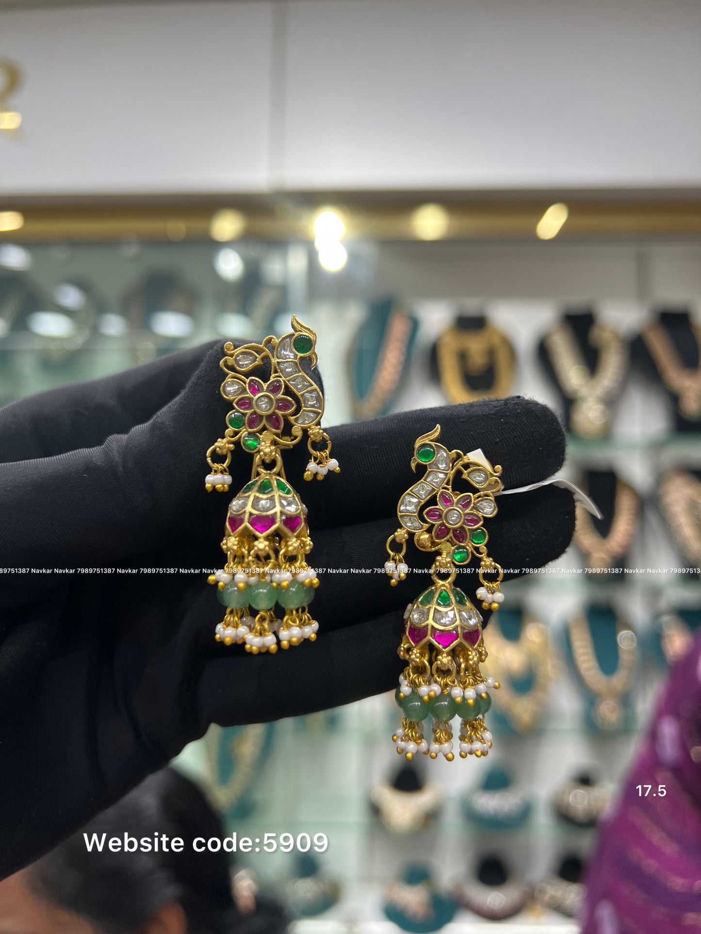 Jada Kundan earring