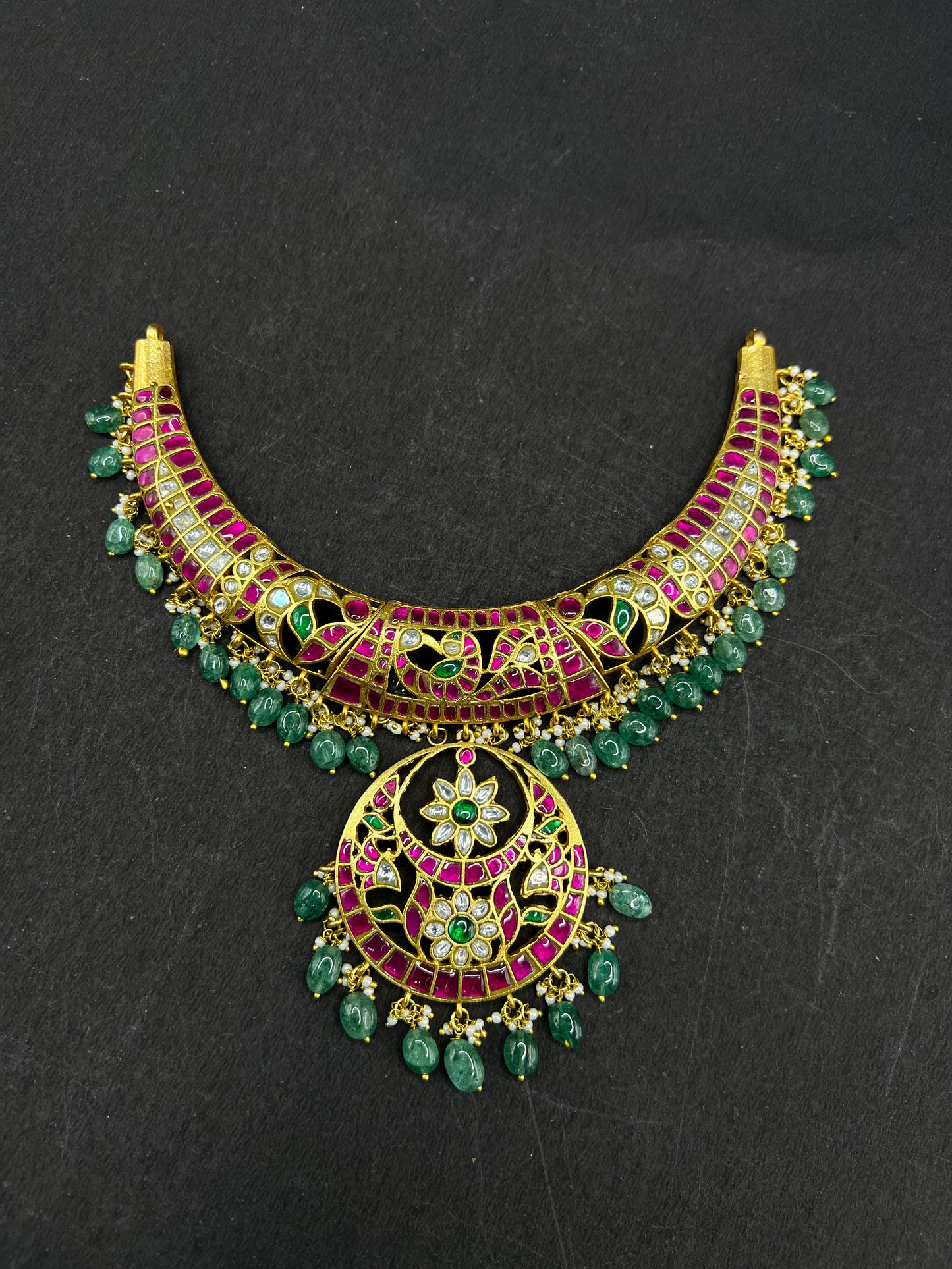 Kundan necklace