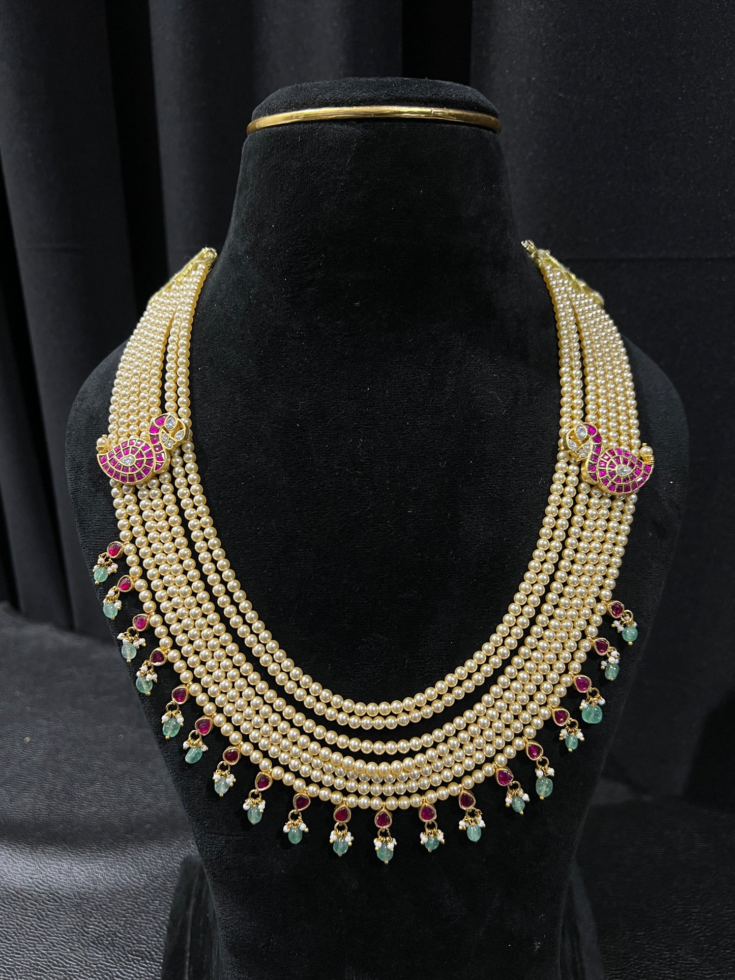 Kundan beads necklace