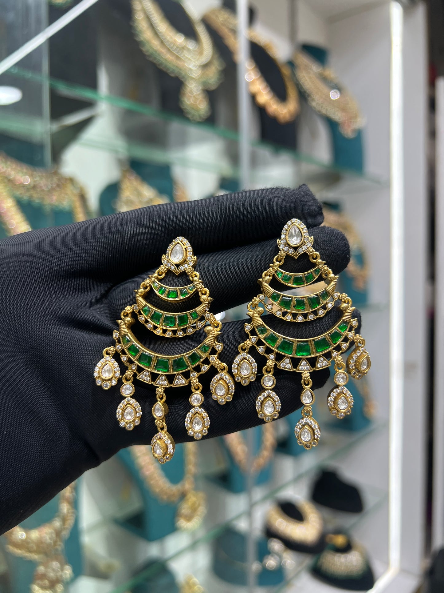 Kundan Nagshi earring