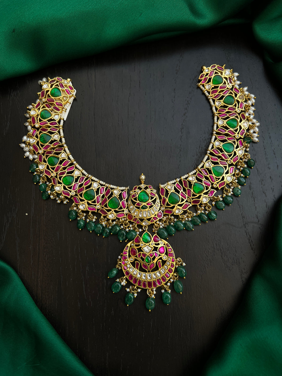 Kundan necklace