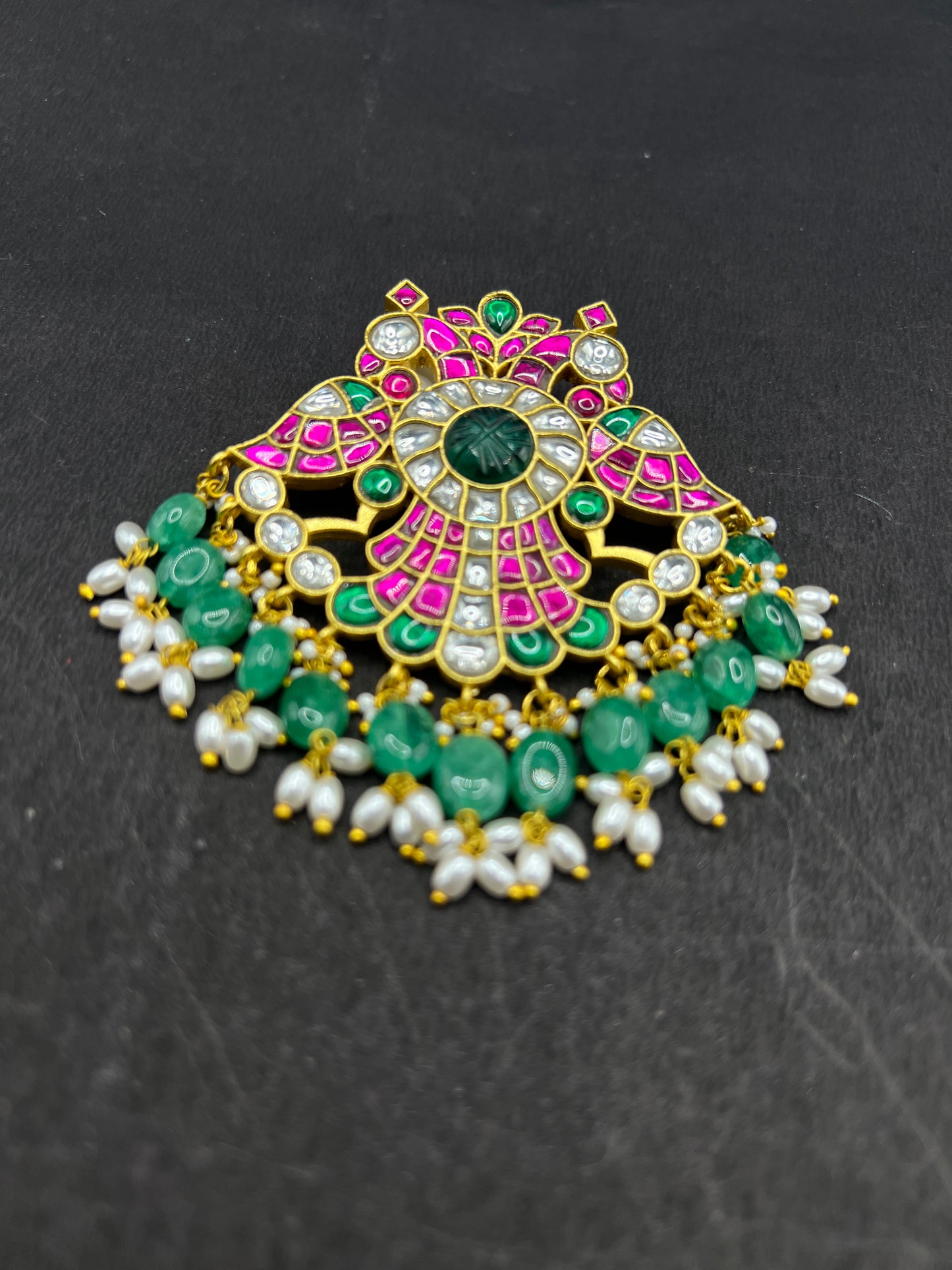 Kundan locket