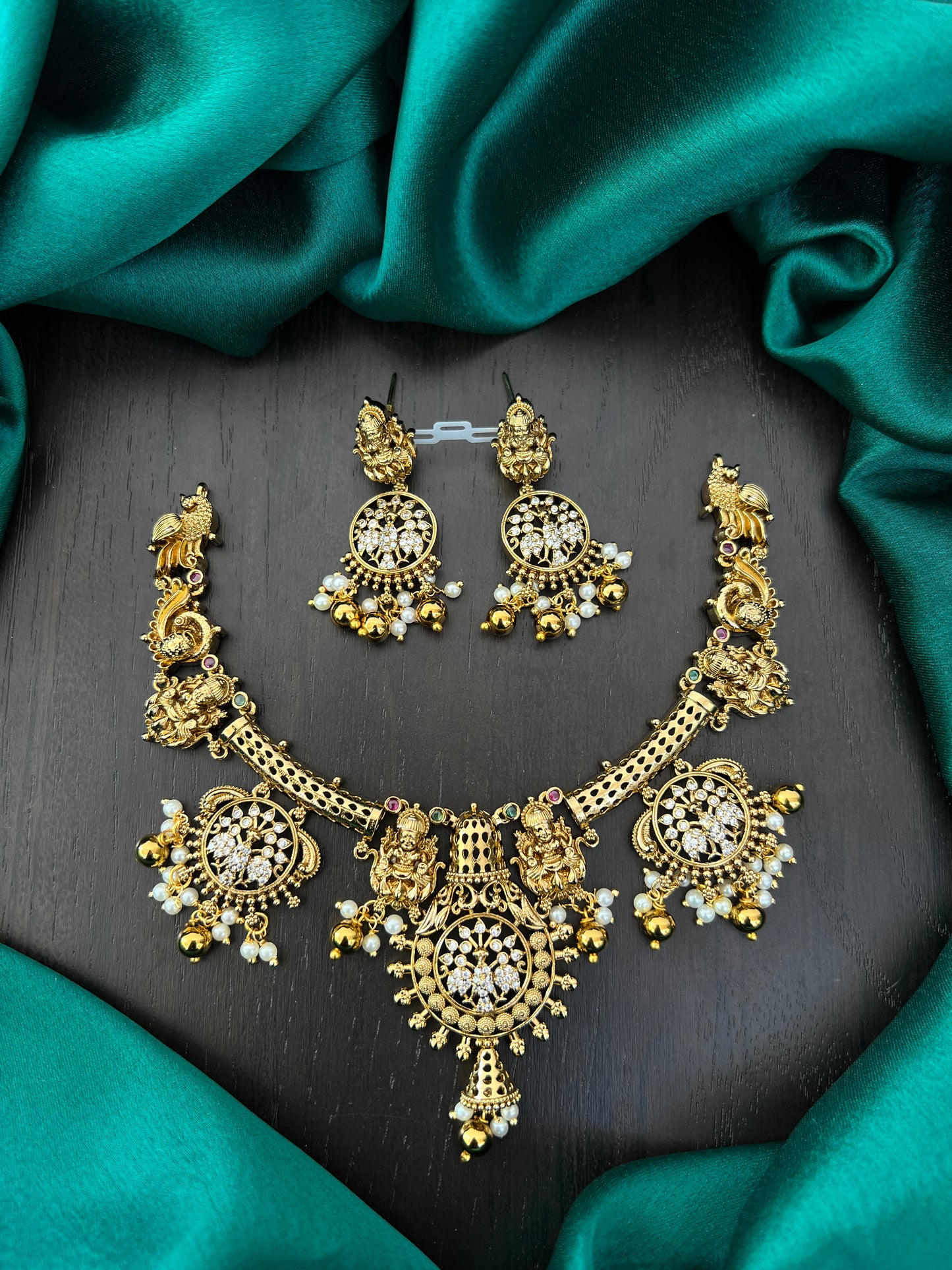 Mat Nagshi necklace