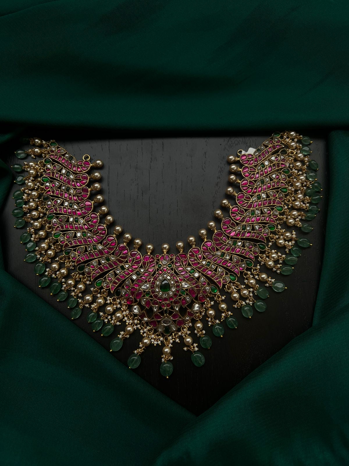 Kundan necklace
