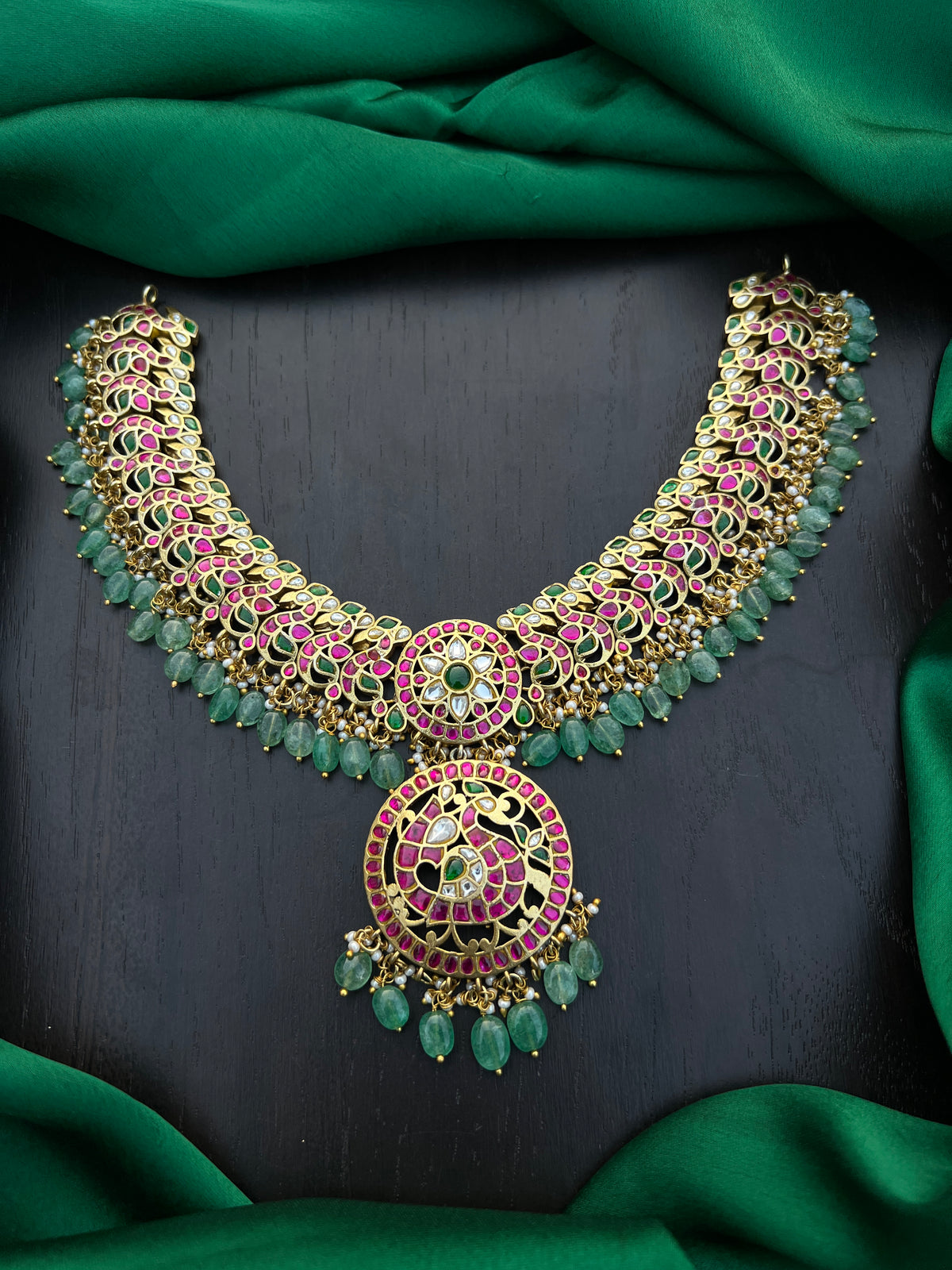 Kundan necklace