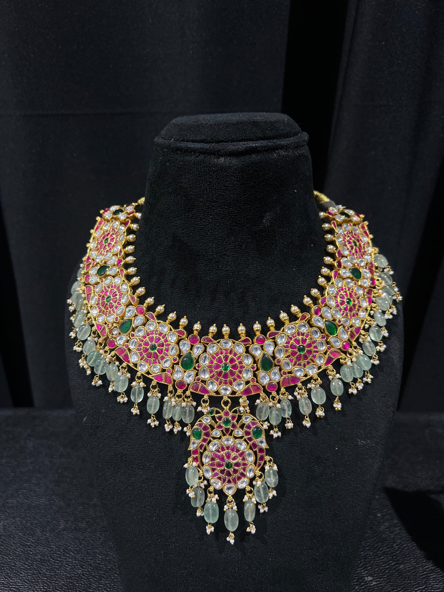 Kundan necklace
