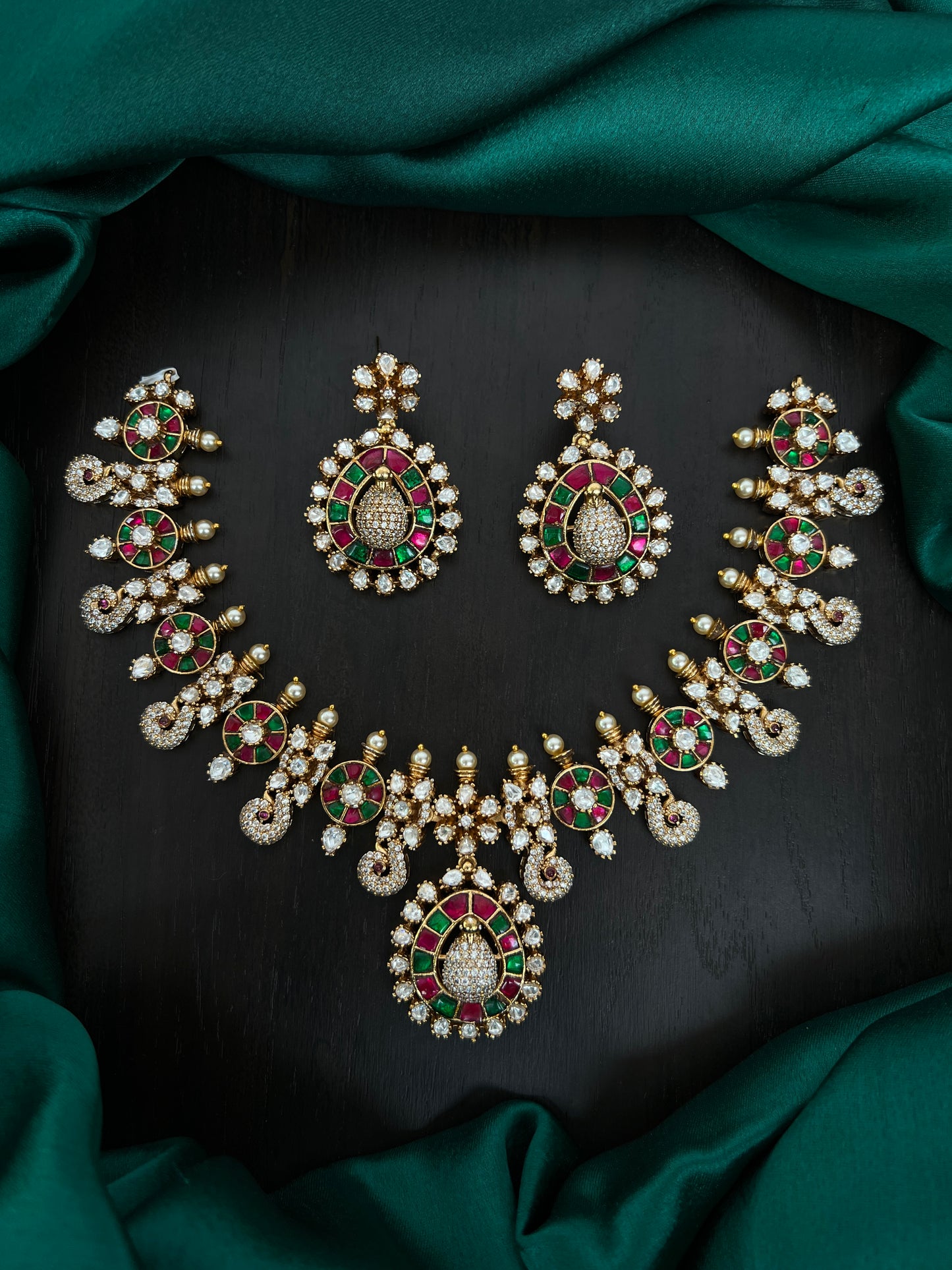 Kundan mossonite haram