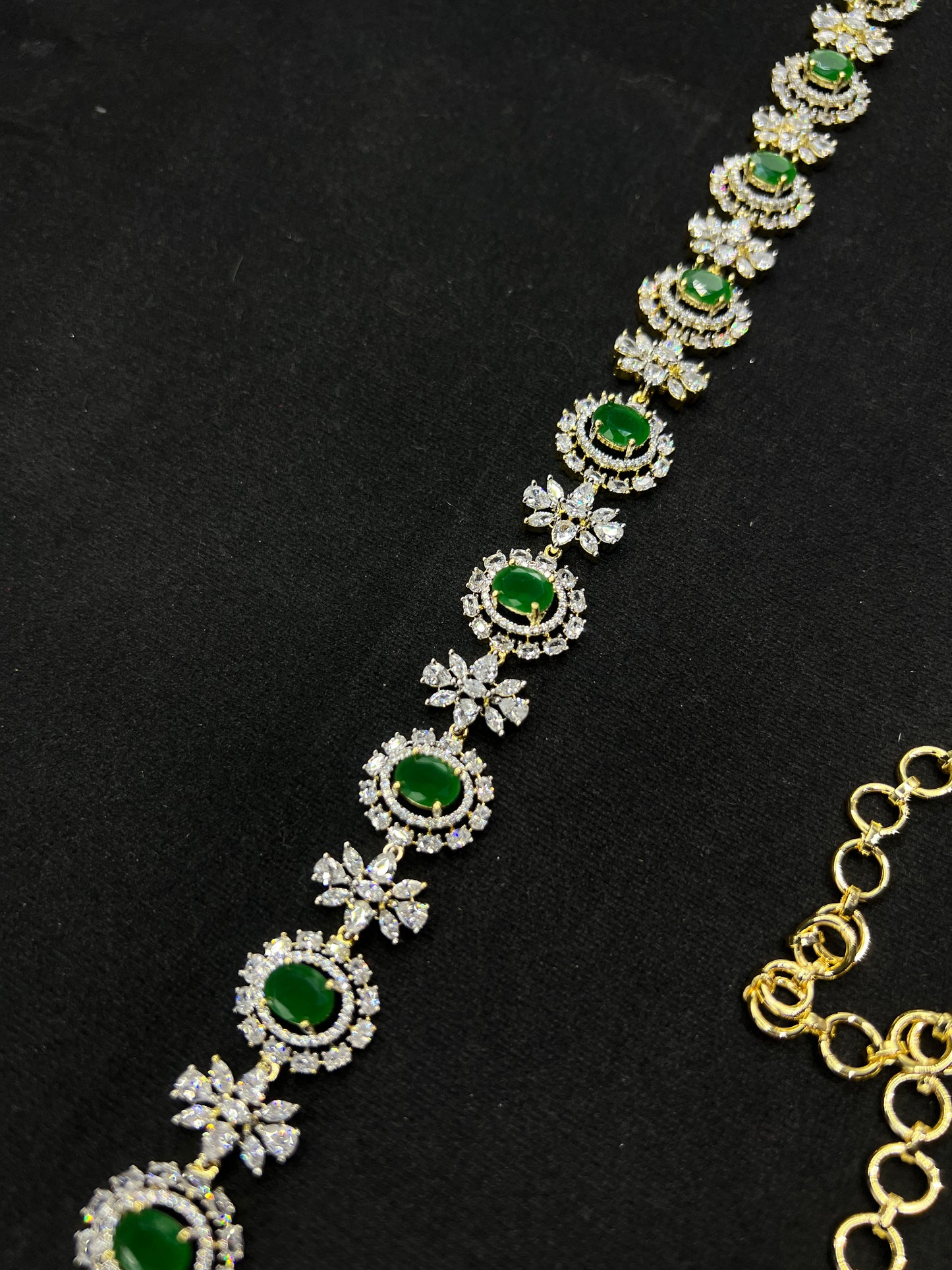 GJ HIP CHAIN