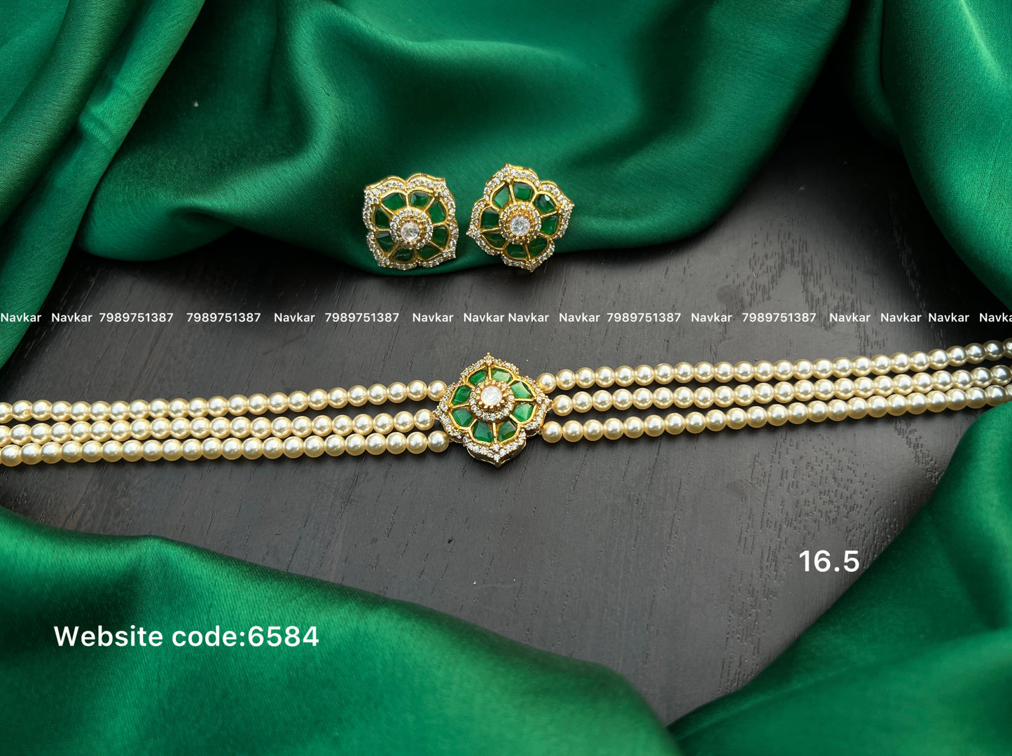 Kundan beads choker