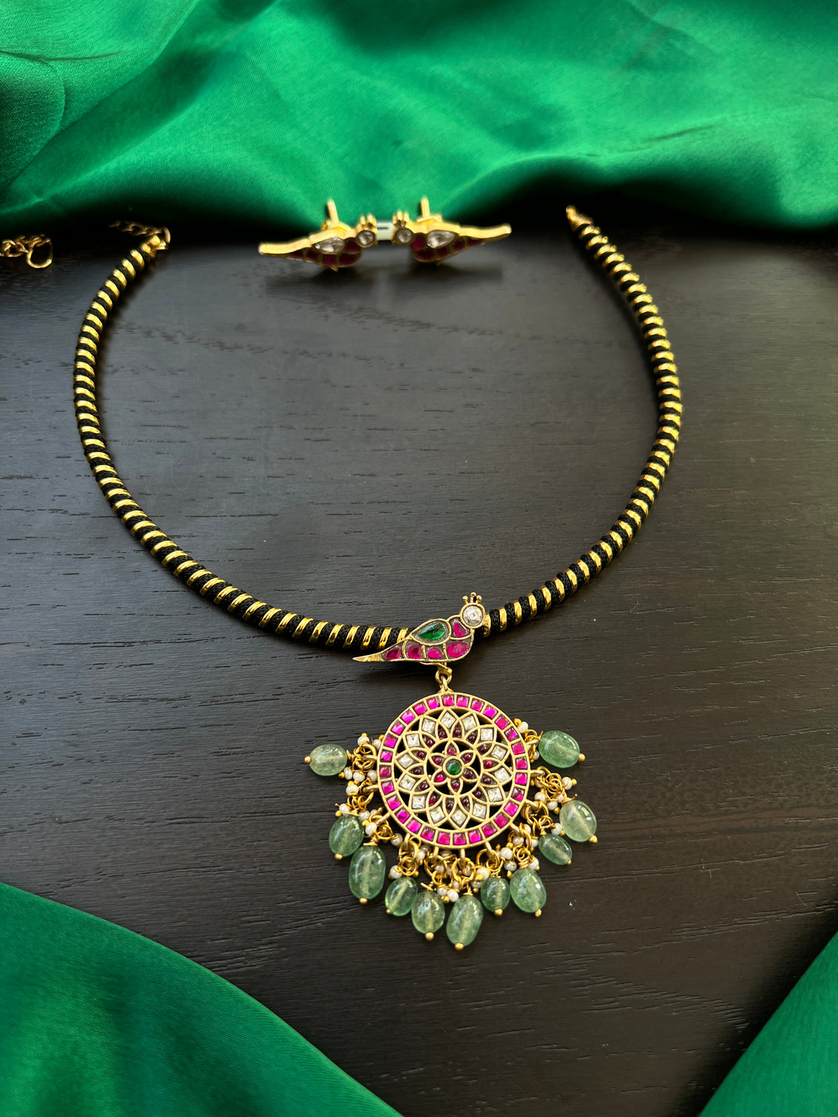 Hasli locket