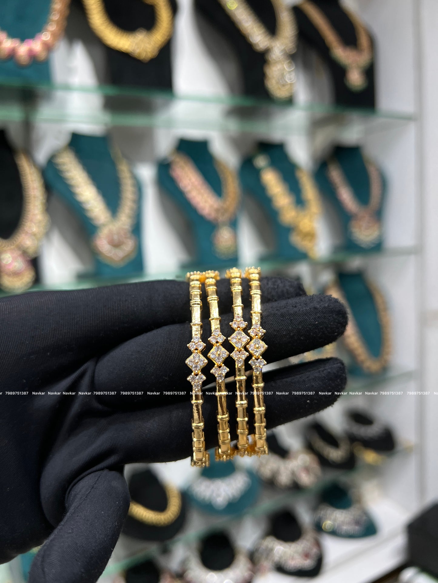 Mat bangle