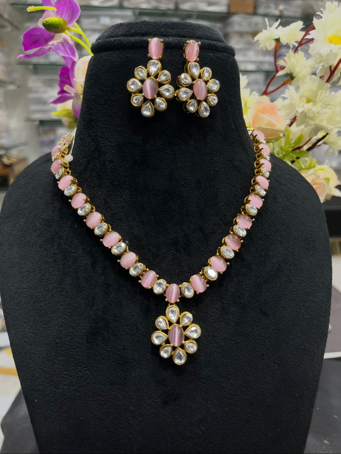 Matt necklace