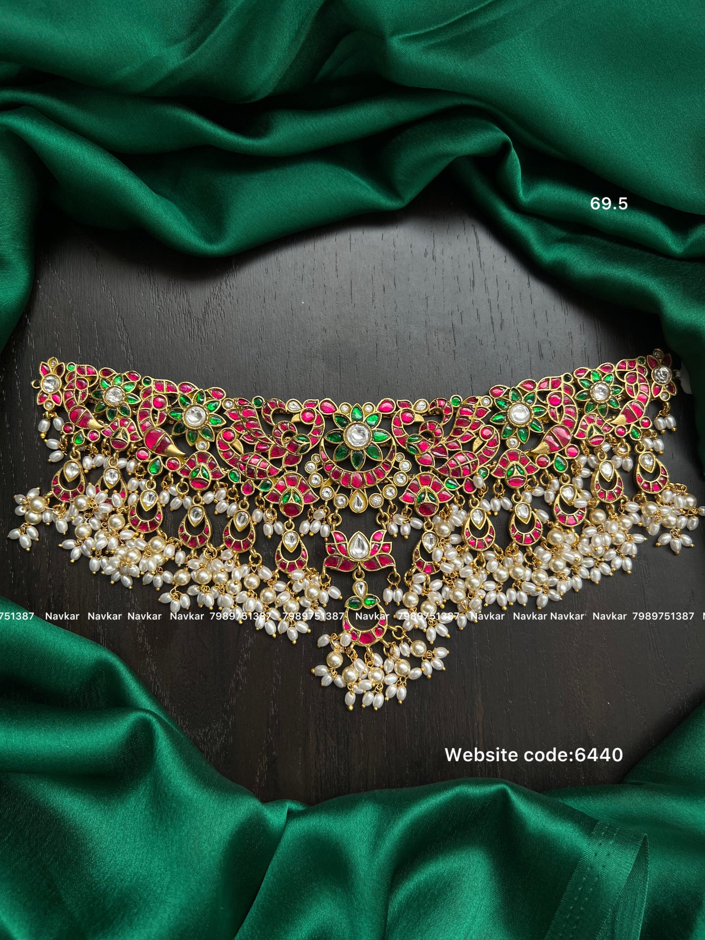 Kundan choker