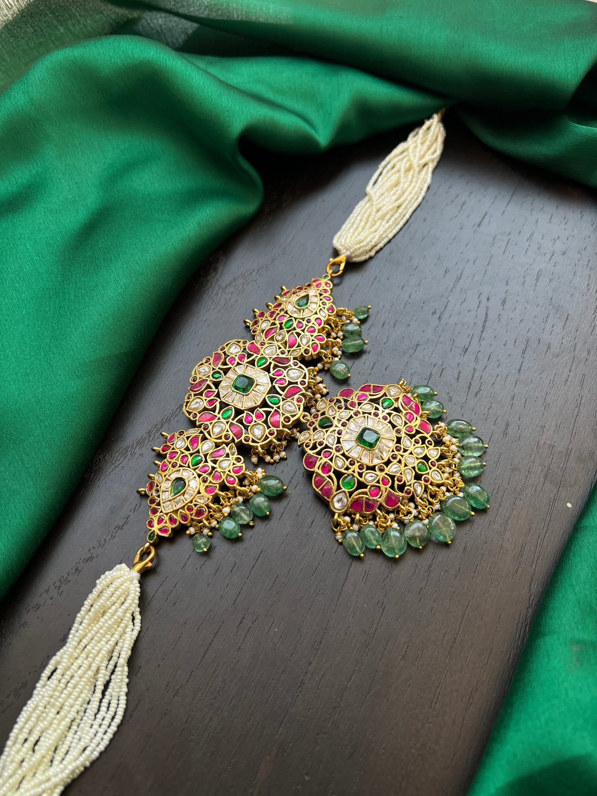 Kundan choker