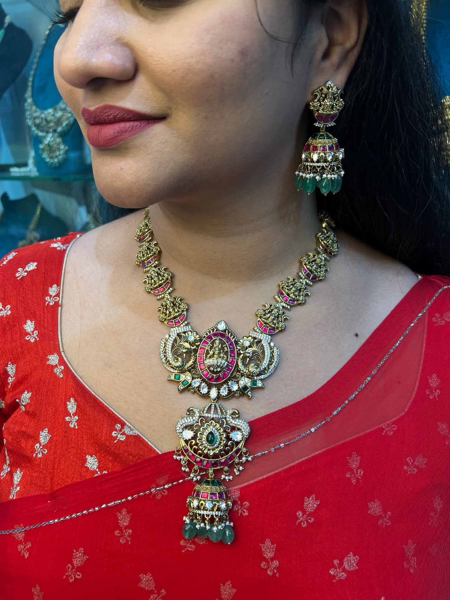 Jadaukundan mossonite necklace