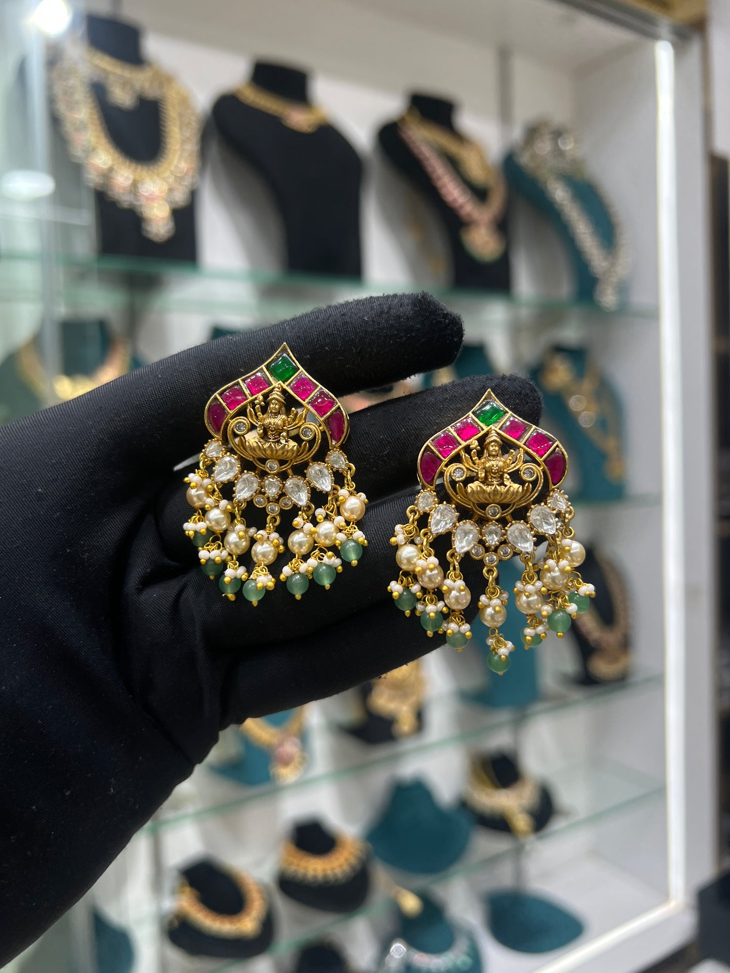 Kundan earring