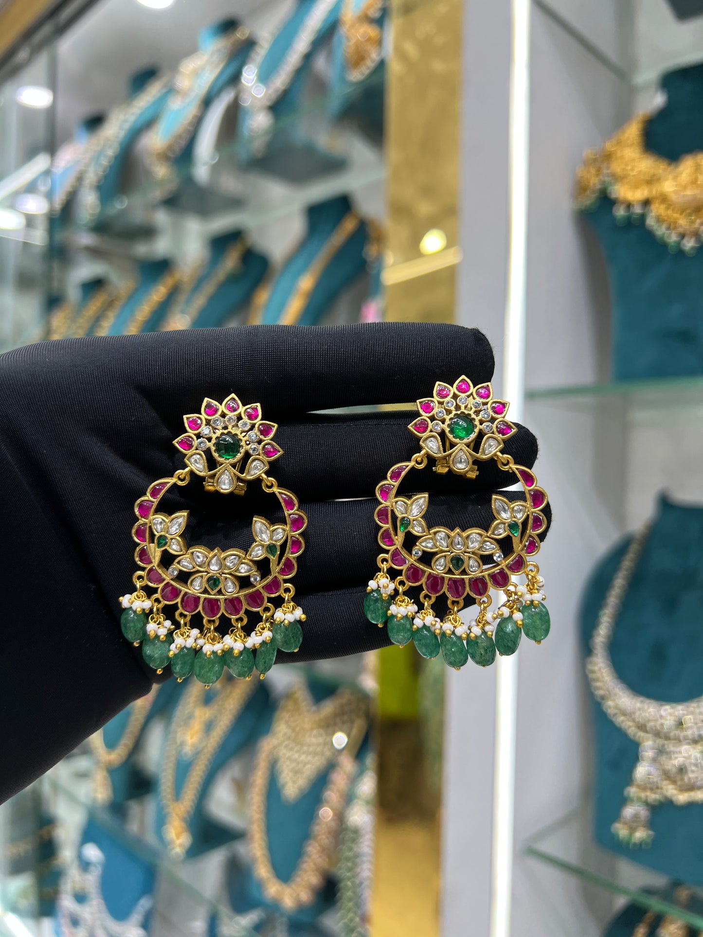 Jadaukundan earrings
