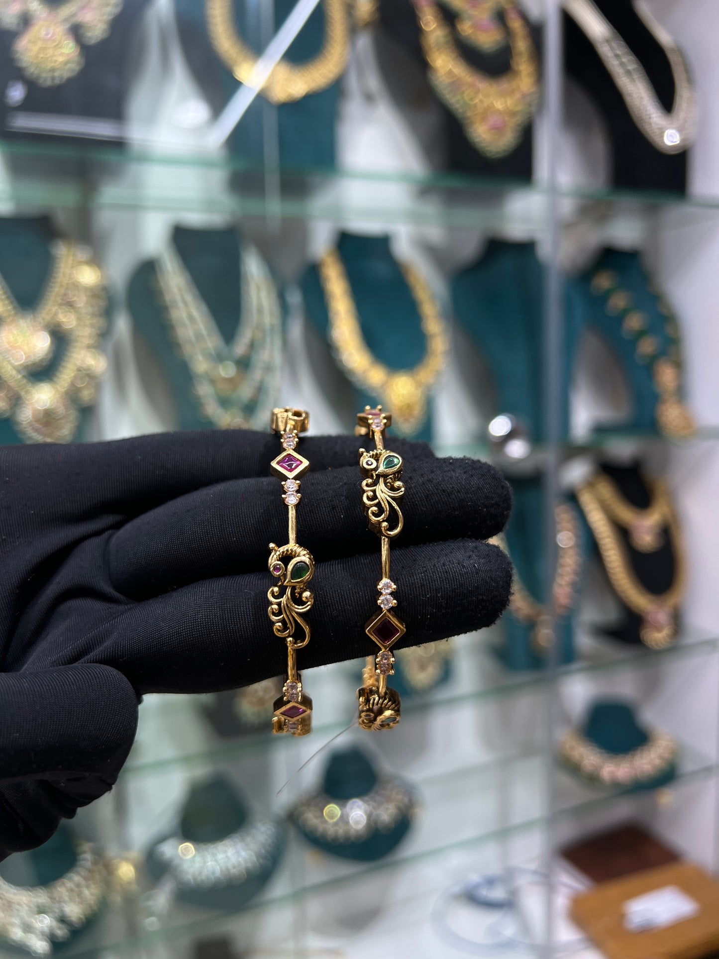 Mat bangles