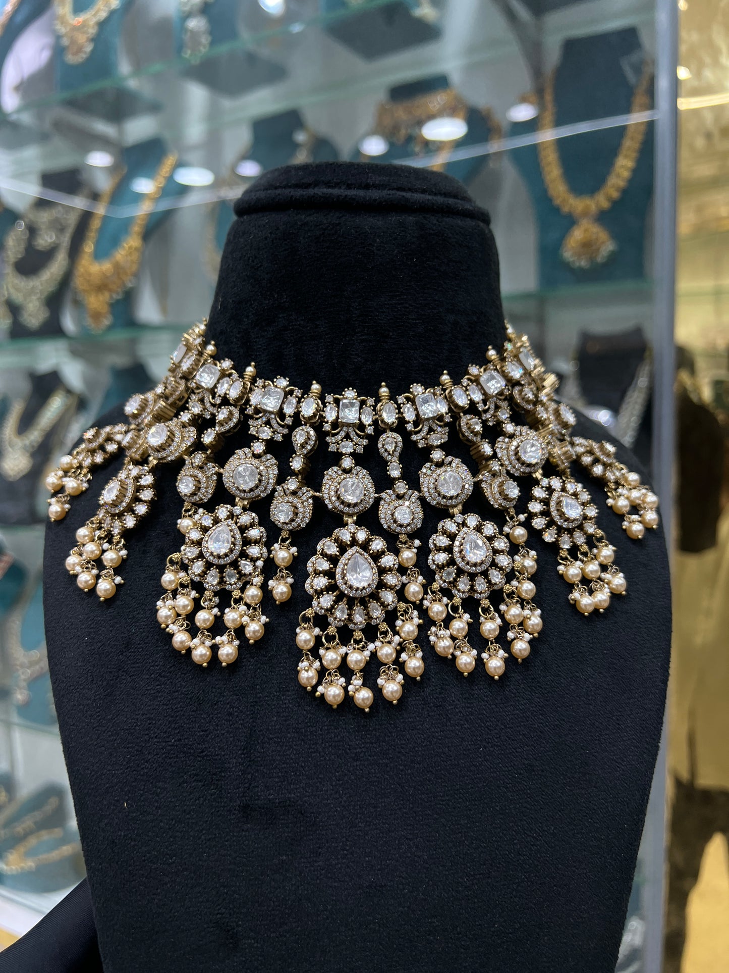 MOSSONITE CHOKERS