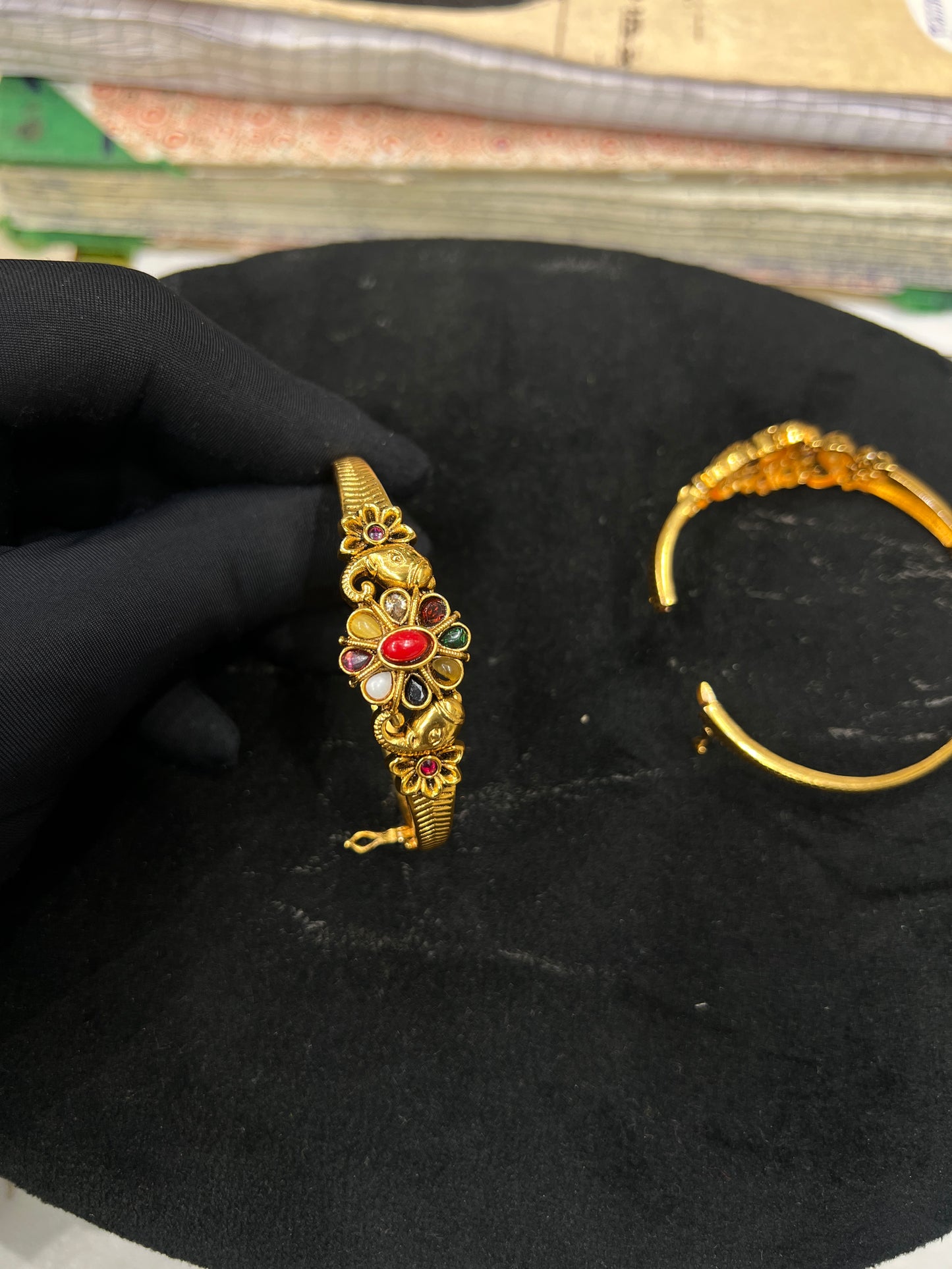 Navarathnas Kada