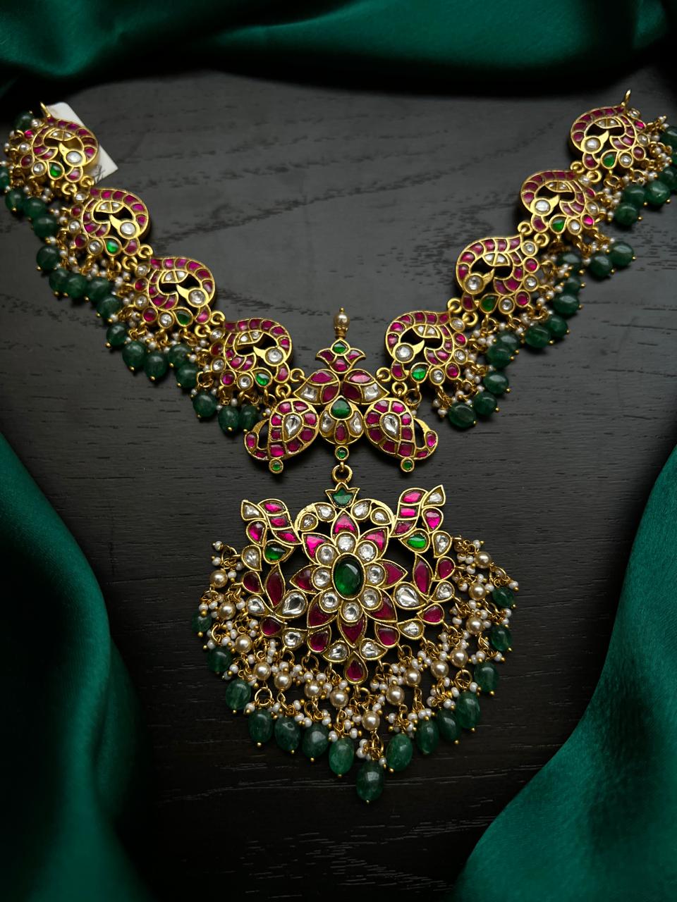 KUNDAN NECKLACE
