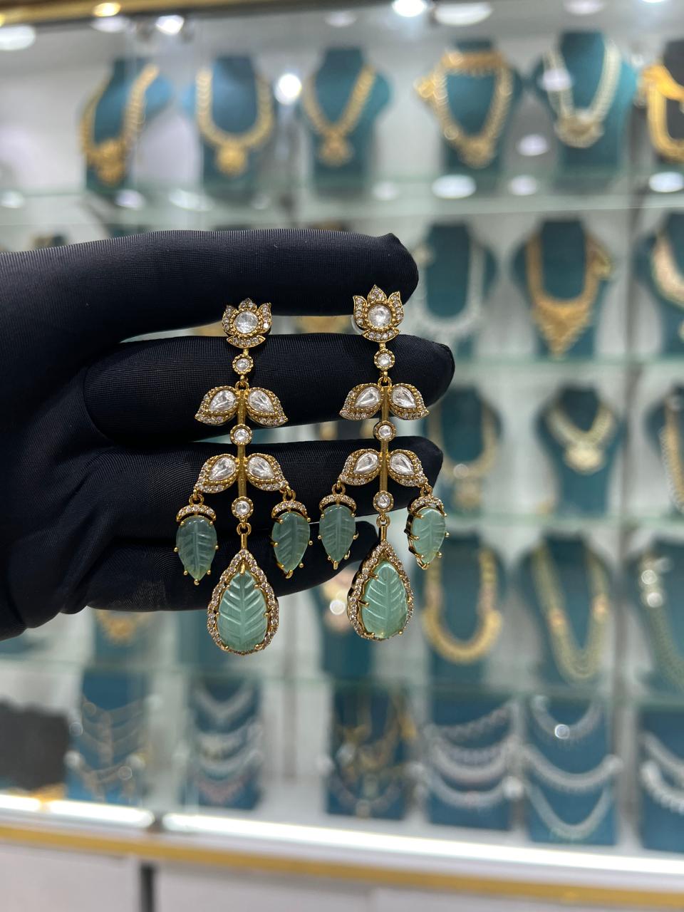 VICTORIAN LEAF EARRINGS