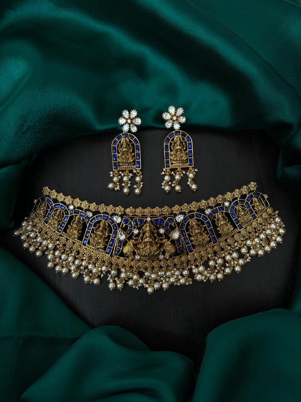 KUNDAN CHOKER AND EARRINGS