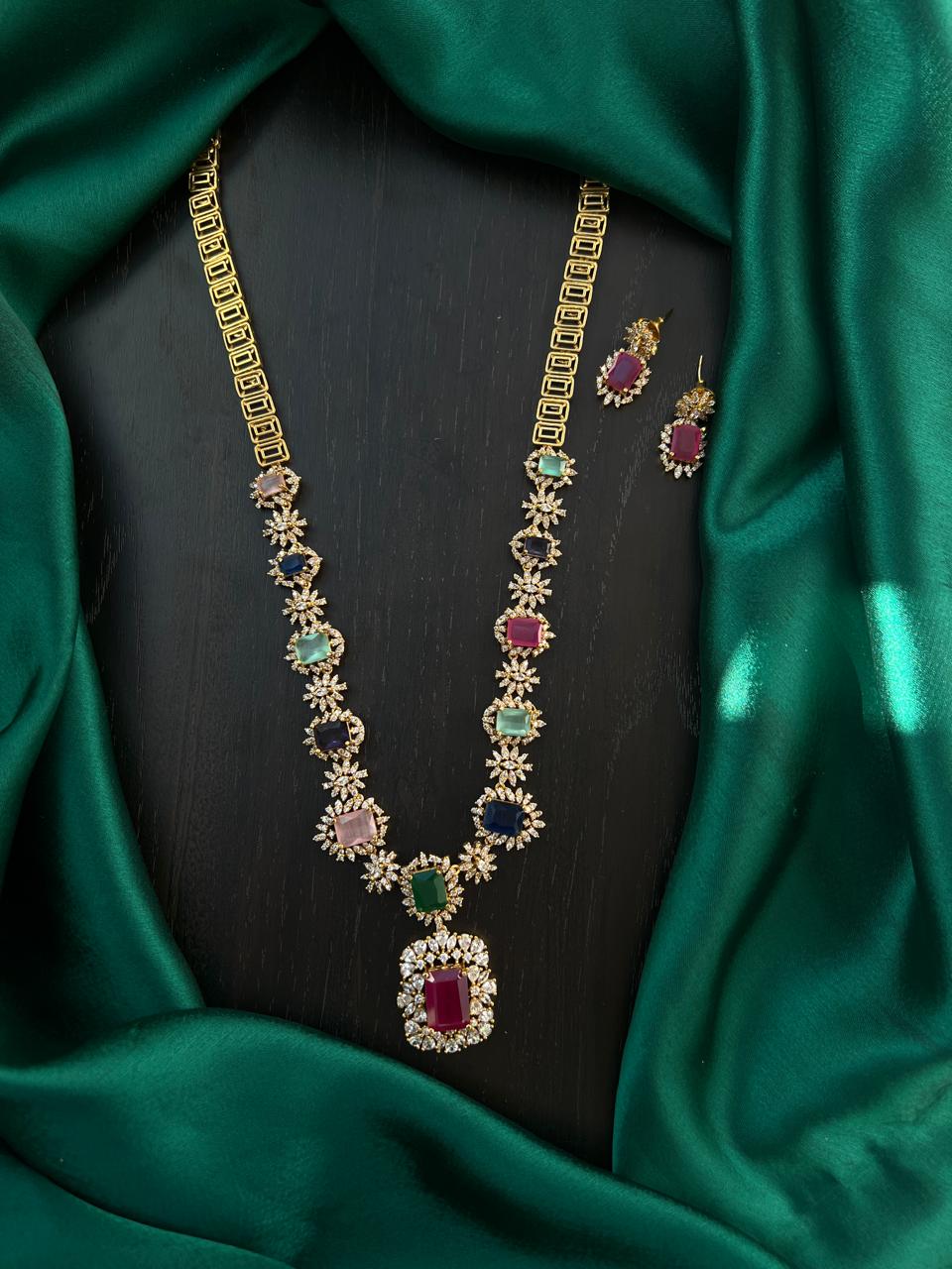 Multi stone matt necklace