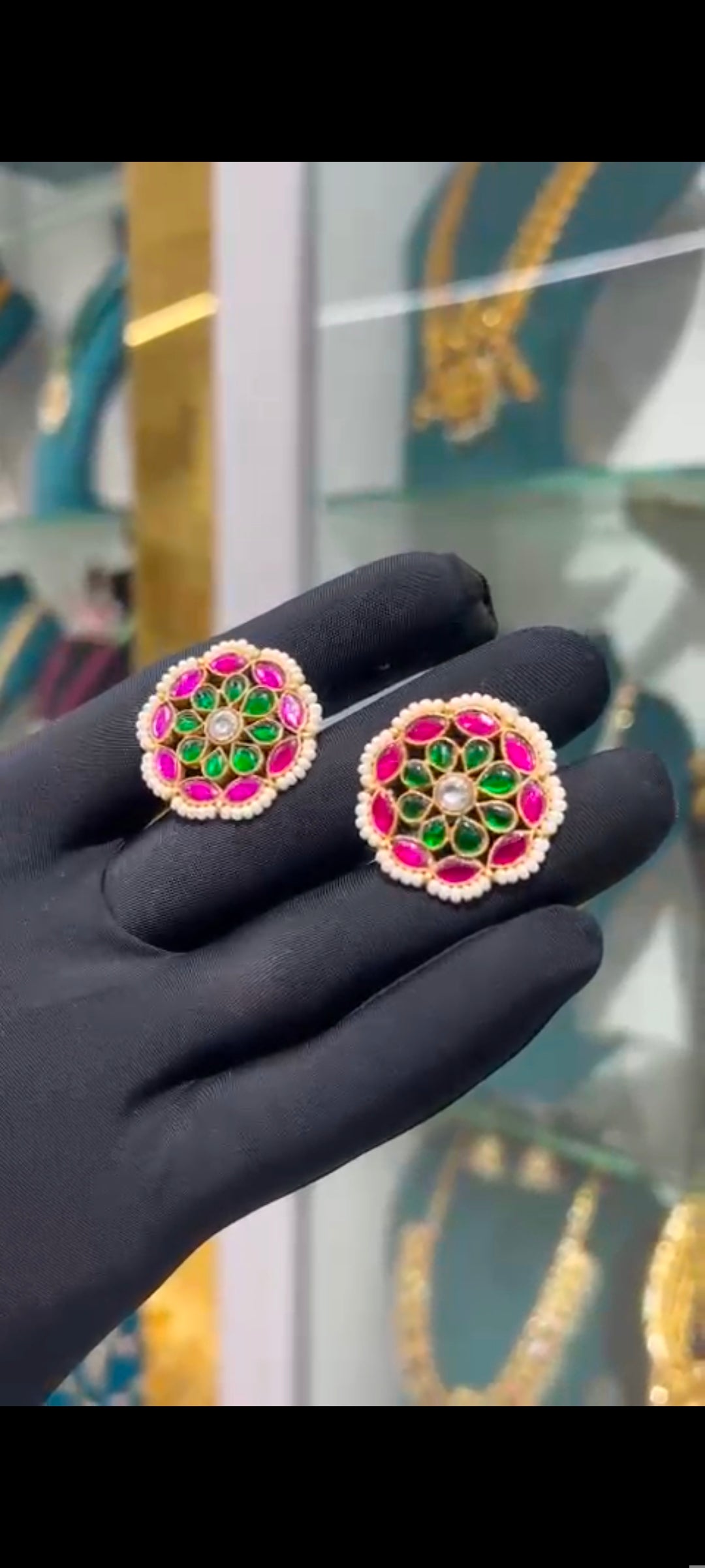KUNDAN STUDS