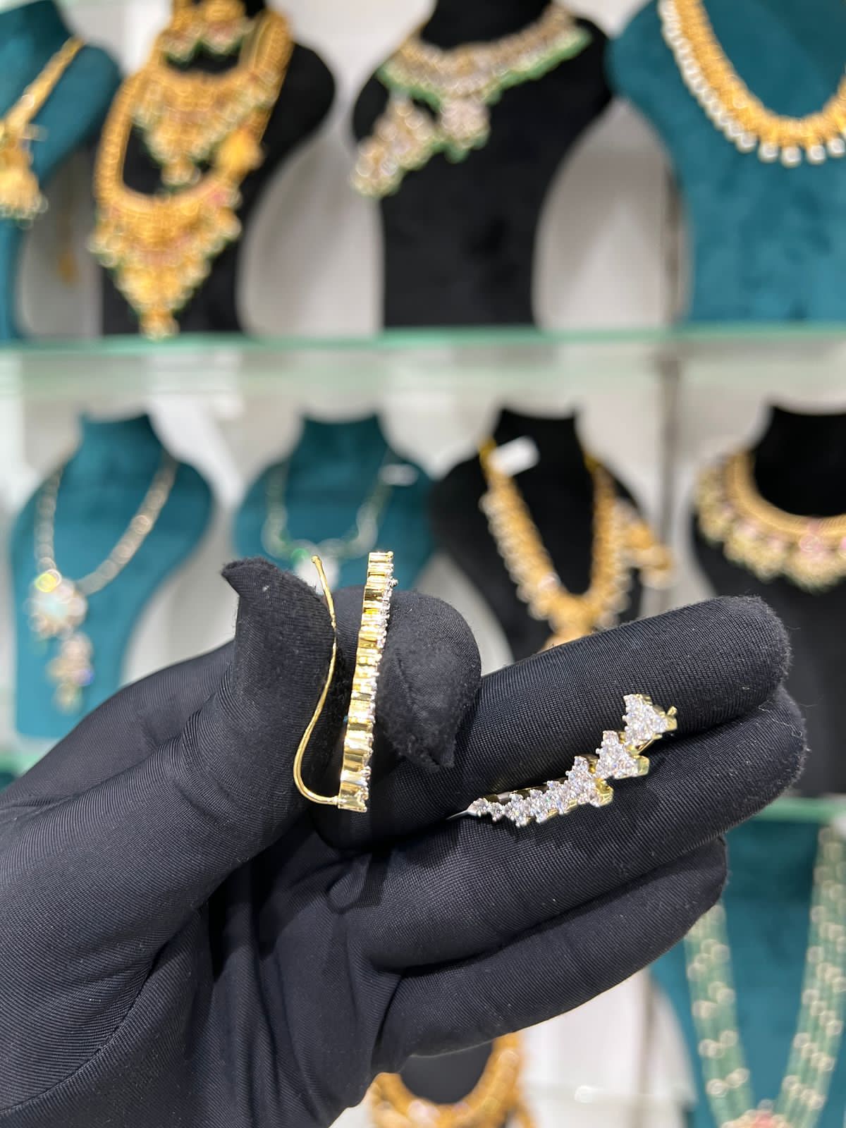 Earcuffs