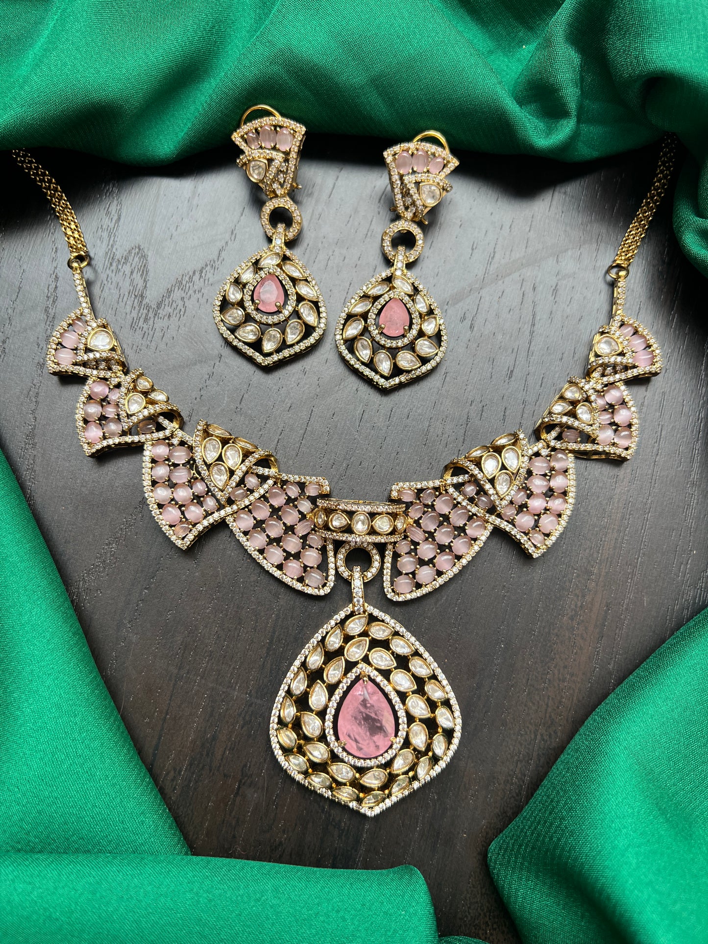 Polki necklace