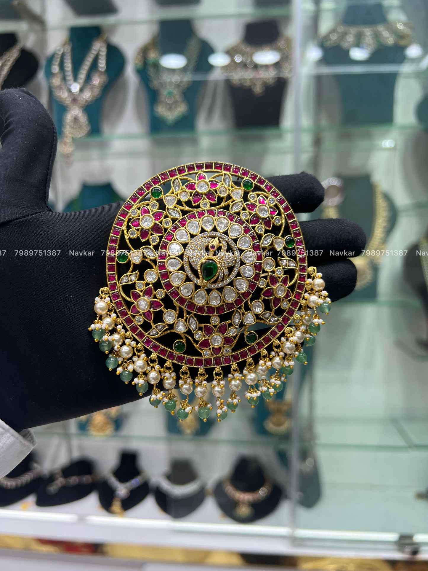 Kundan locket